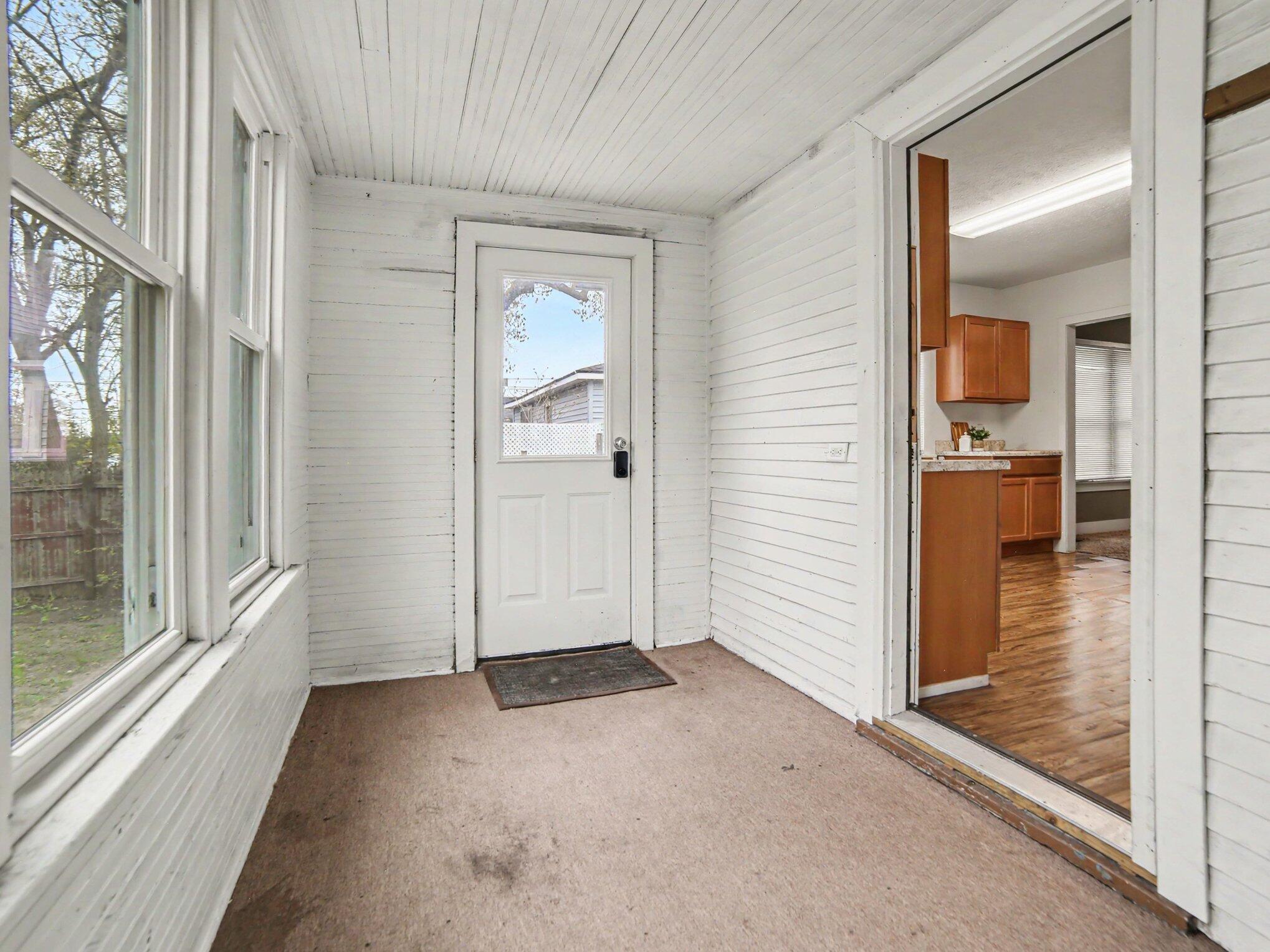 1656 Park Street Muskegon MI 49441
