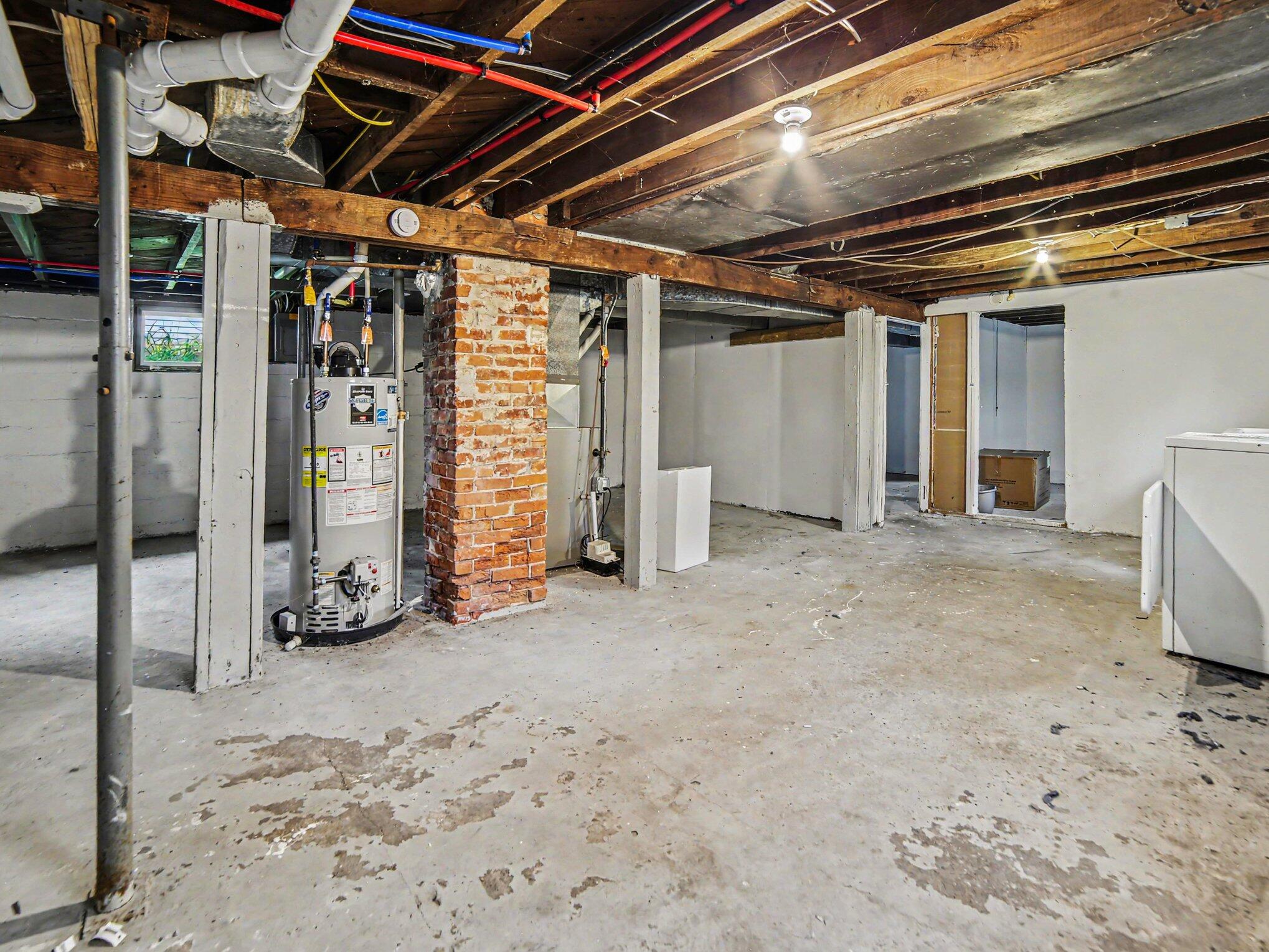 1656 Park Street Muskegon MI 49441