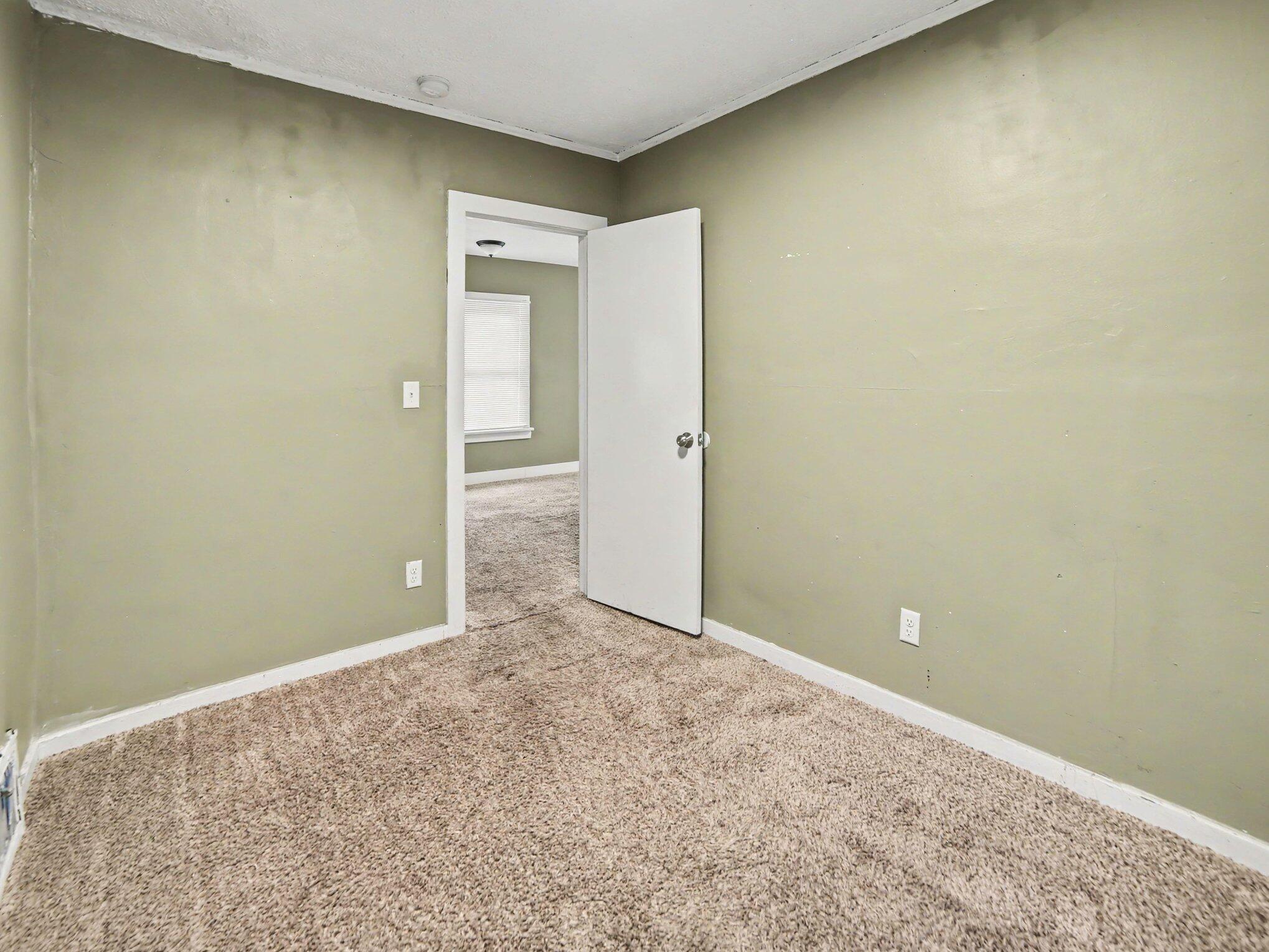 1656 Park Street Muskegon MI 49441
