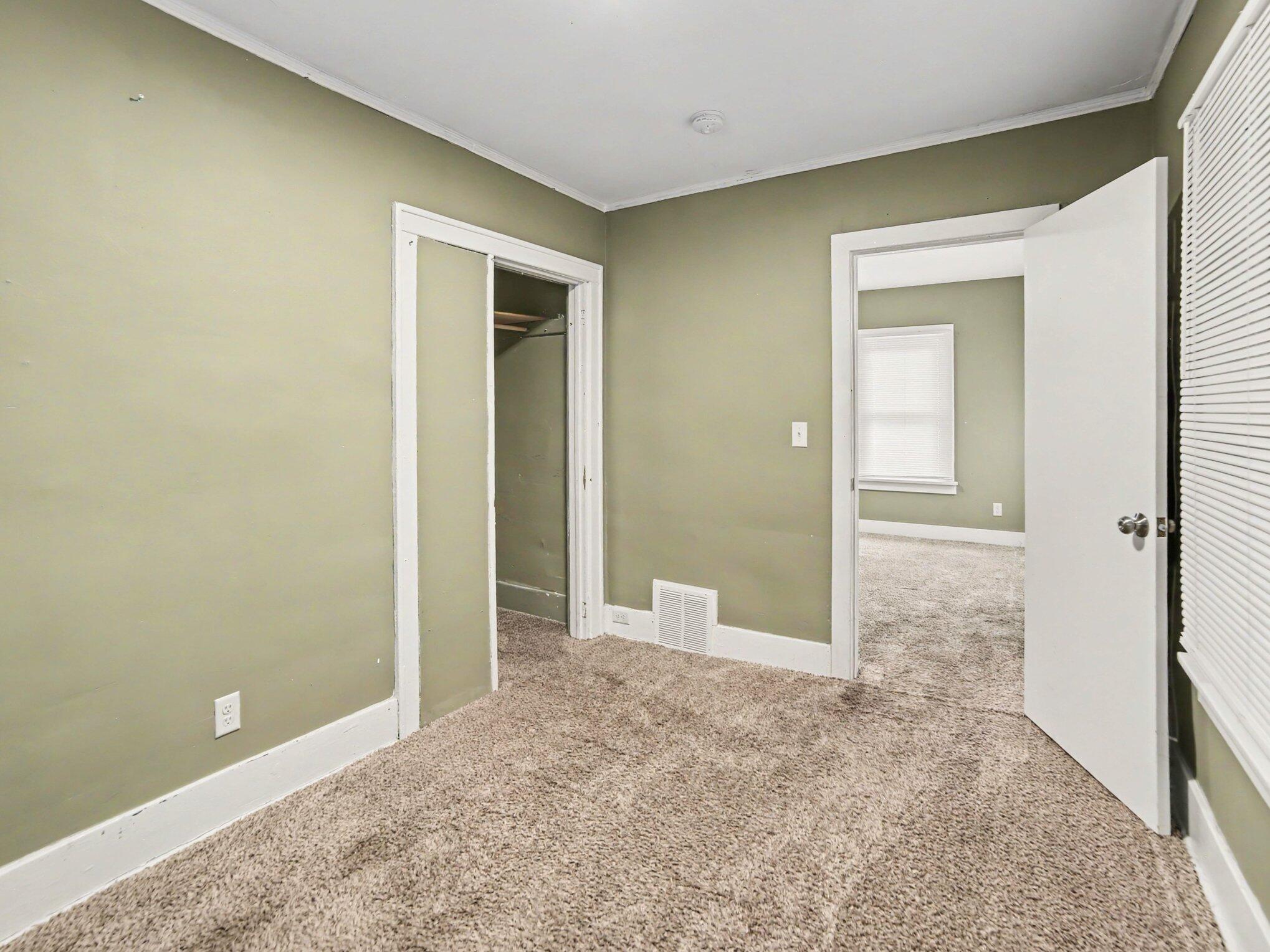 1656 Park Street Muskegon MI 49441