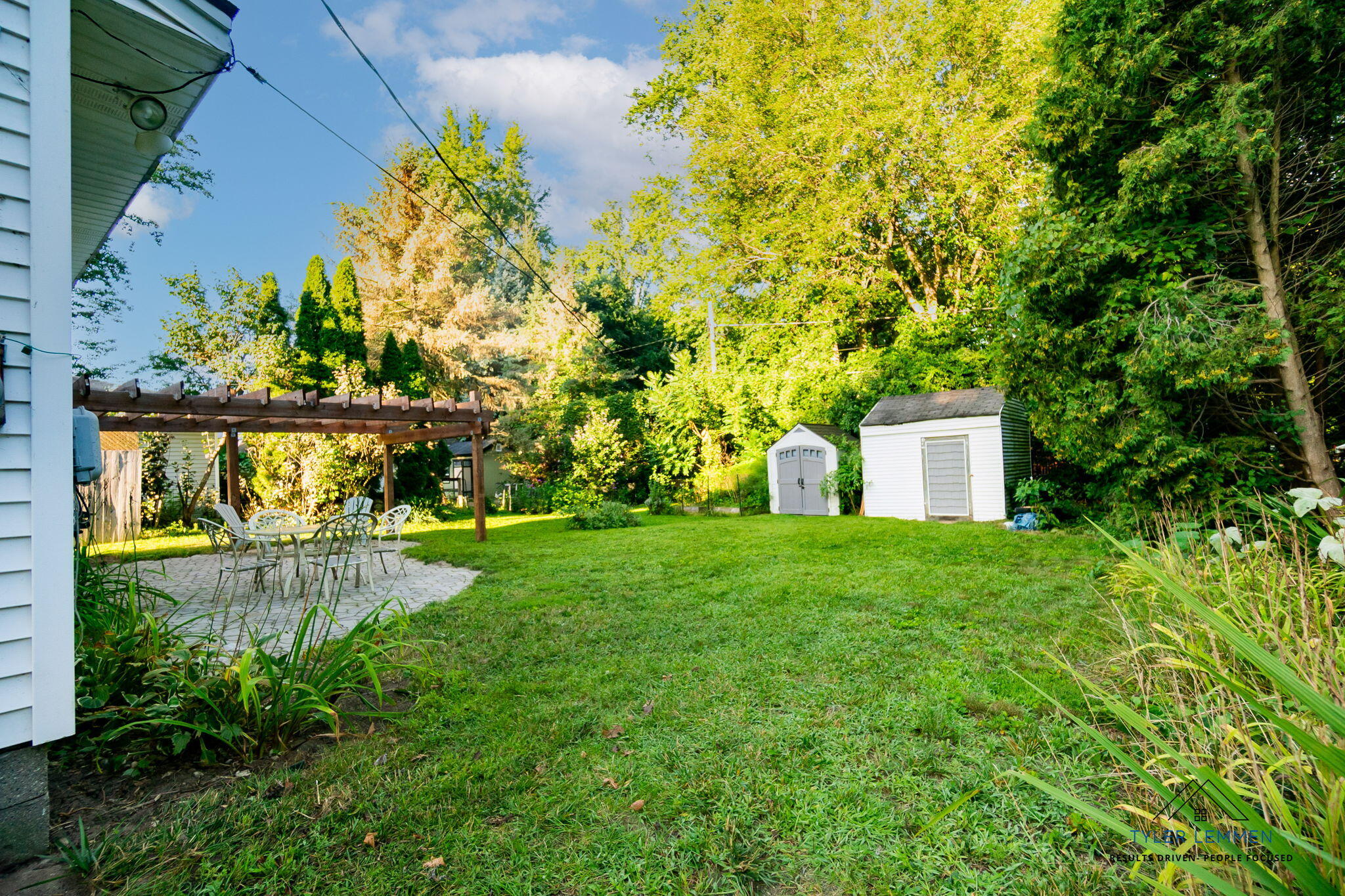 664 Midway Avenue Holland MI 49423
