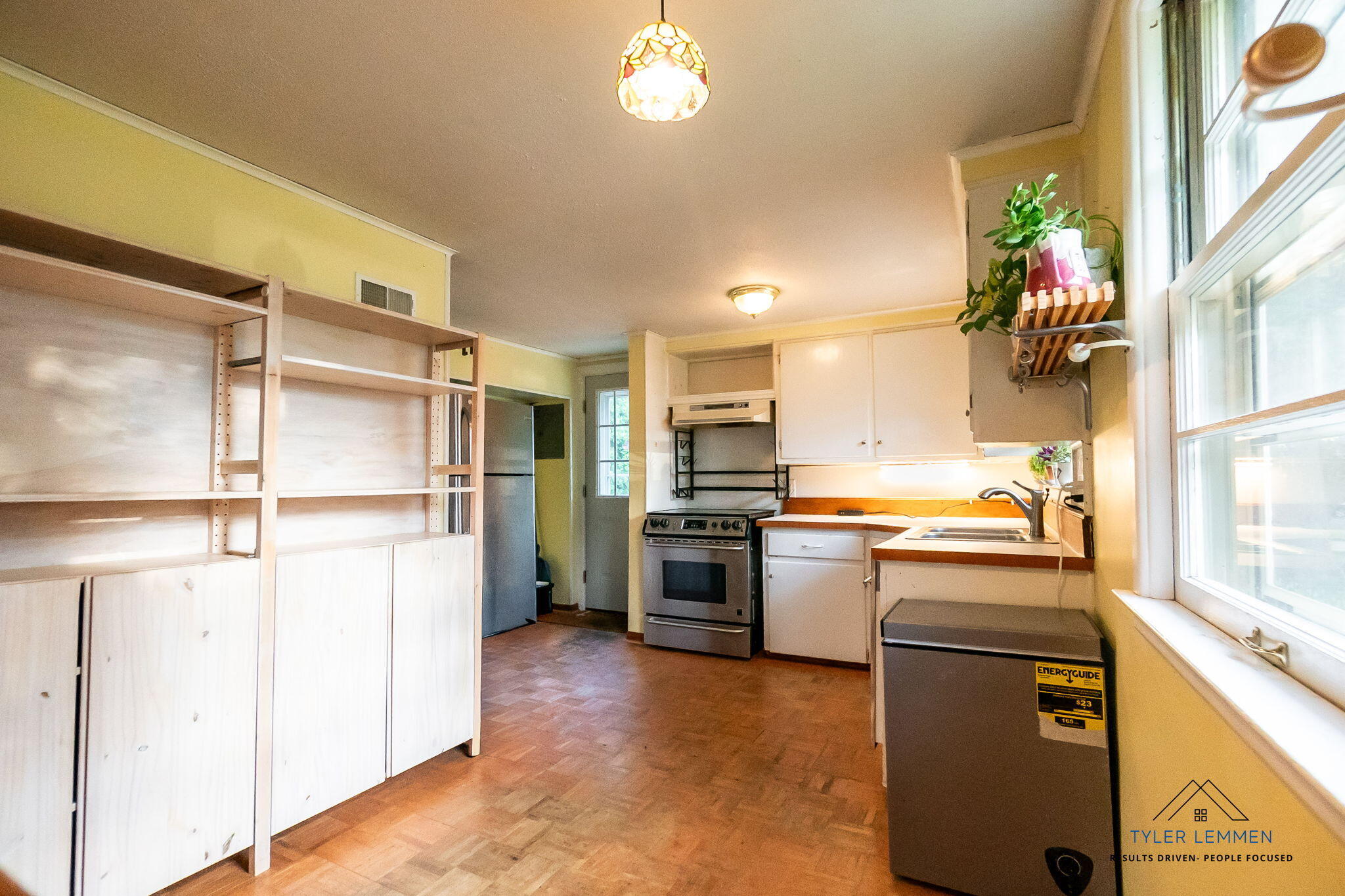664 Midway Avenue Holland MI 49423