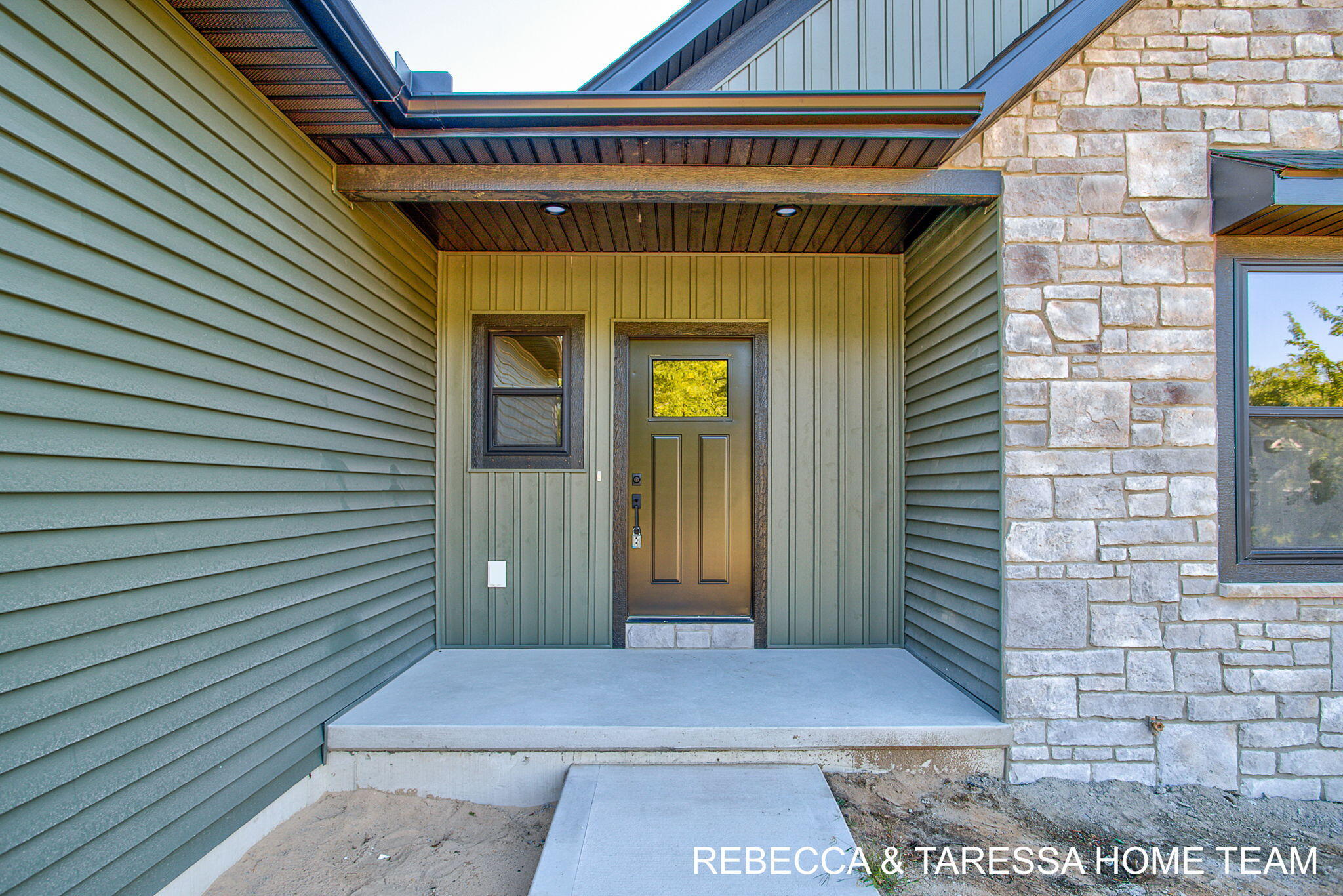 324 Hazelwood Court Muskegon MI 49442