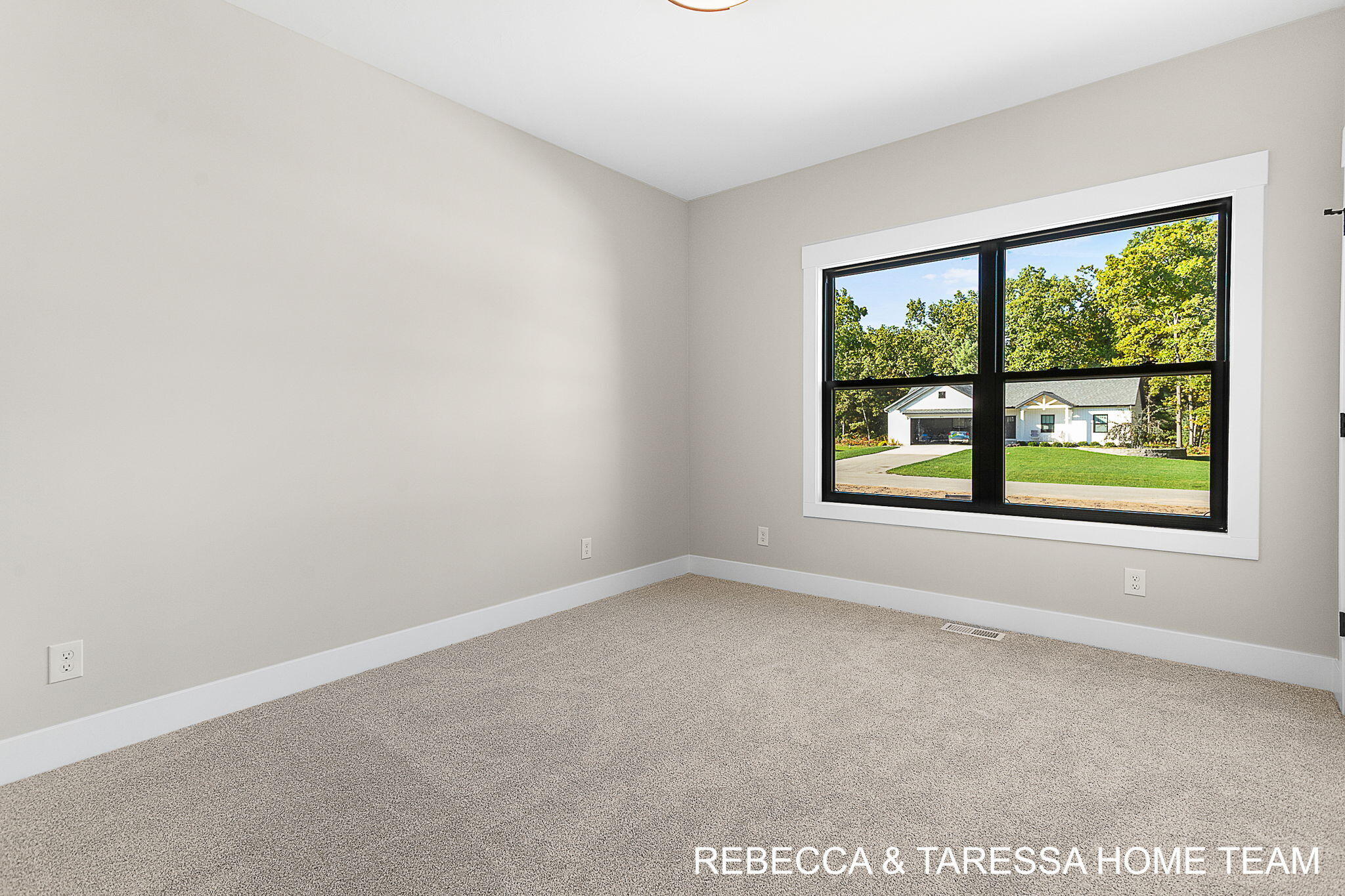 324 Hazelwood Court Muskegon MI 49442