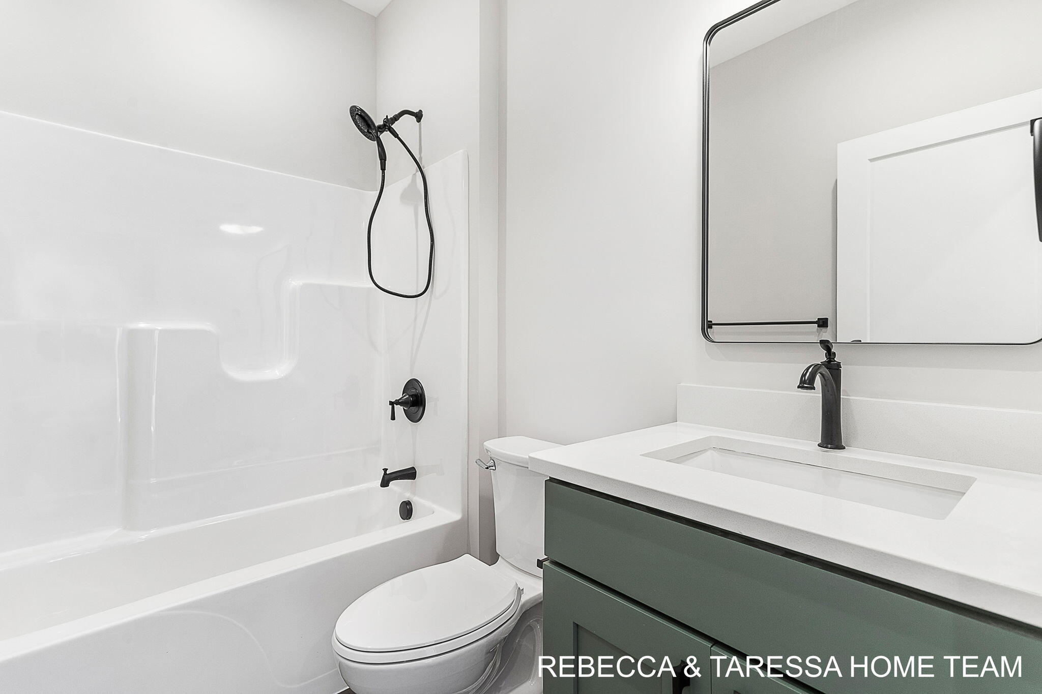 324 Hazelwood Court Muskegon MI 49442