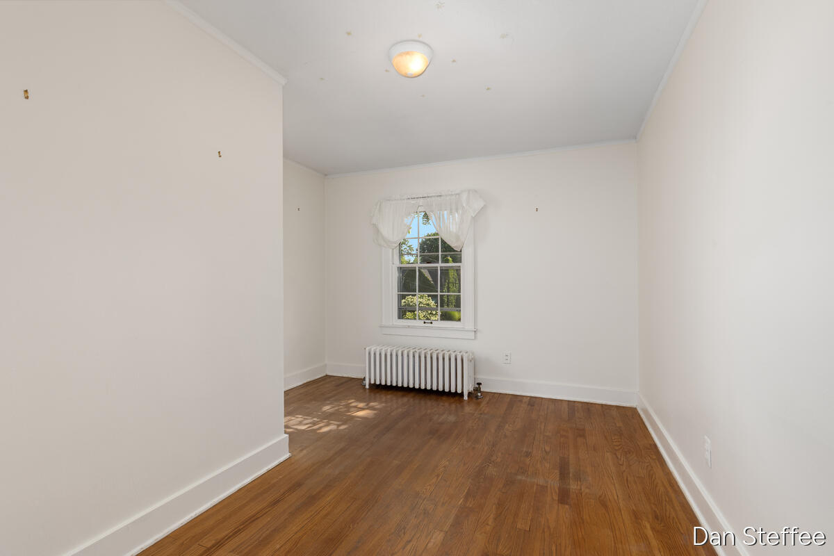 23 Alten Avenue NE Grand Rapids MI 49503