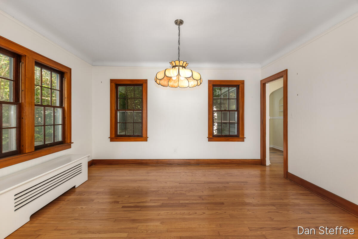 23 Alten Avenue NE Grand Rapids MI 49503