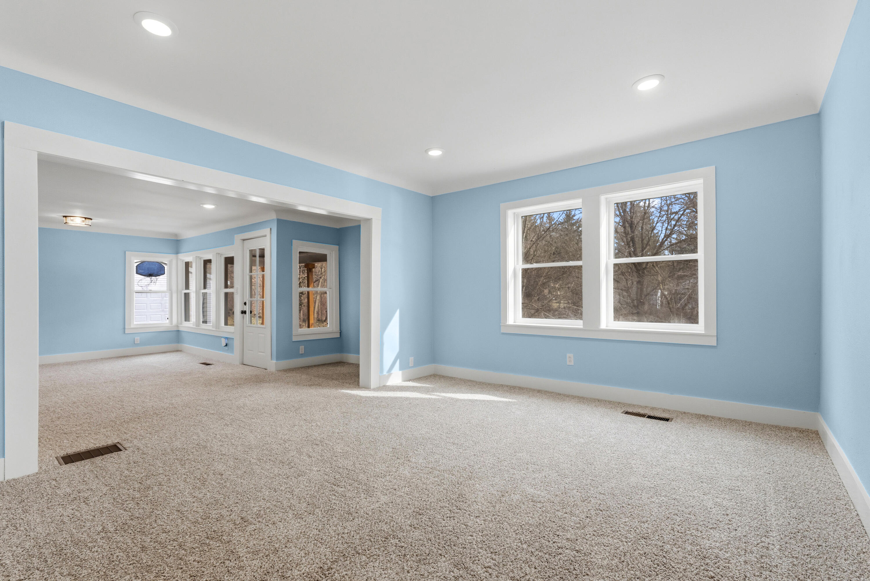 8750 N Riverview Drive Kalamazoo MI 49004