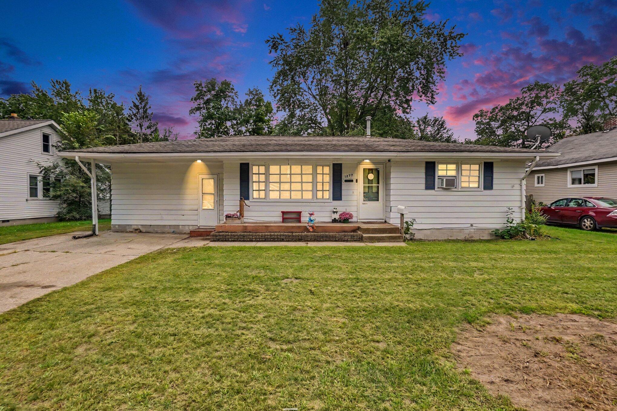 1277 Francis Avenue Muskegon MI 49442