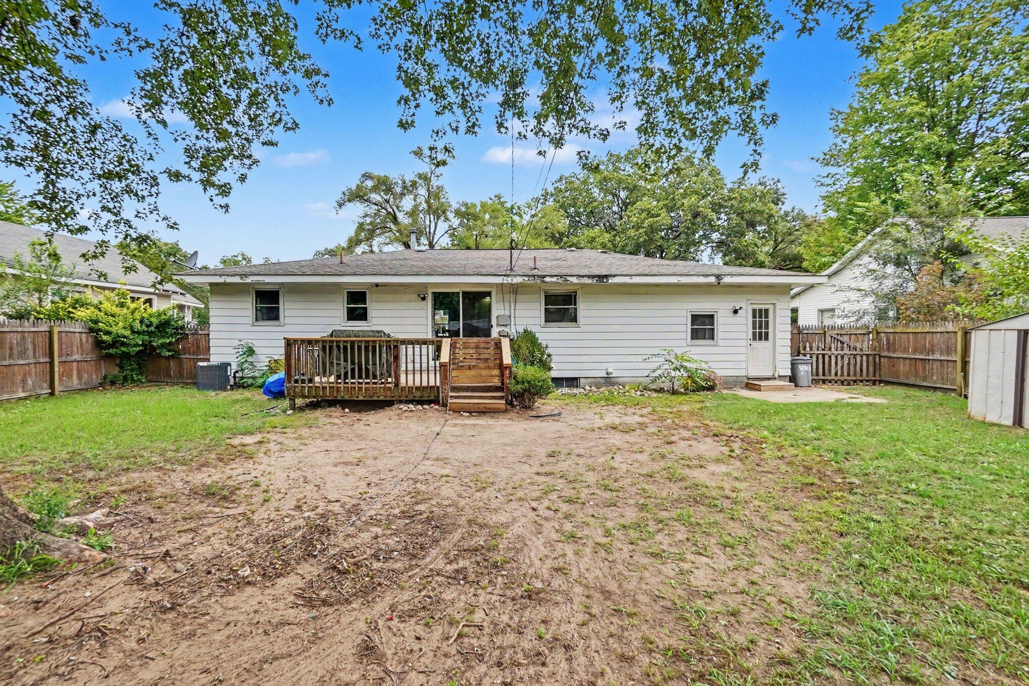 1277 Francis Avenue Muskegon MI 49442