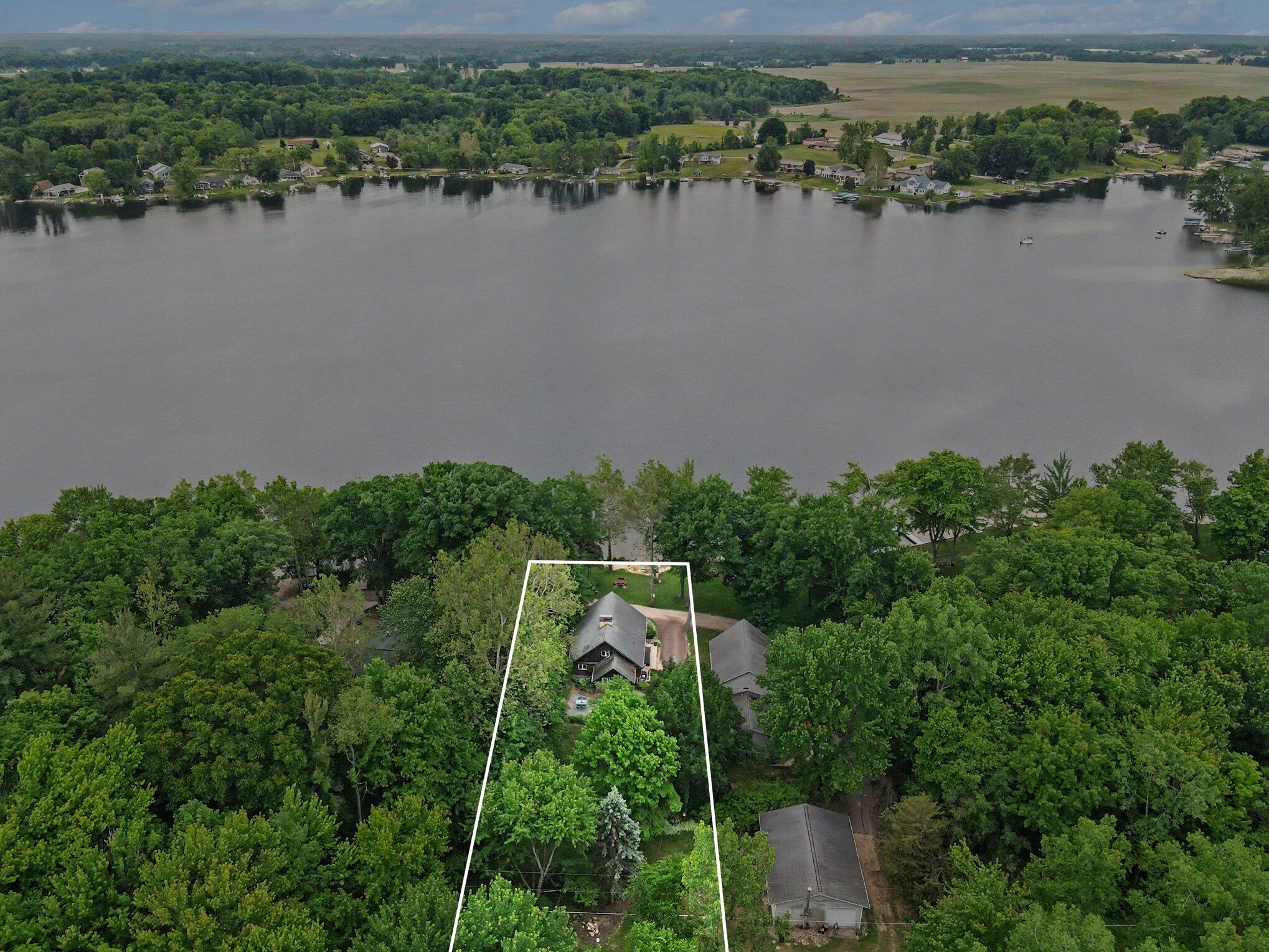 2535 Miner Lake Drive Allegan MI 49010