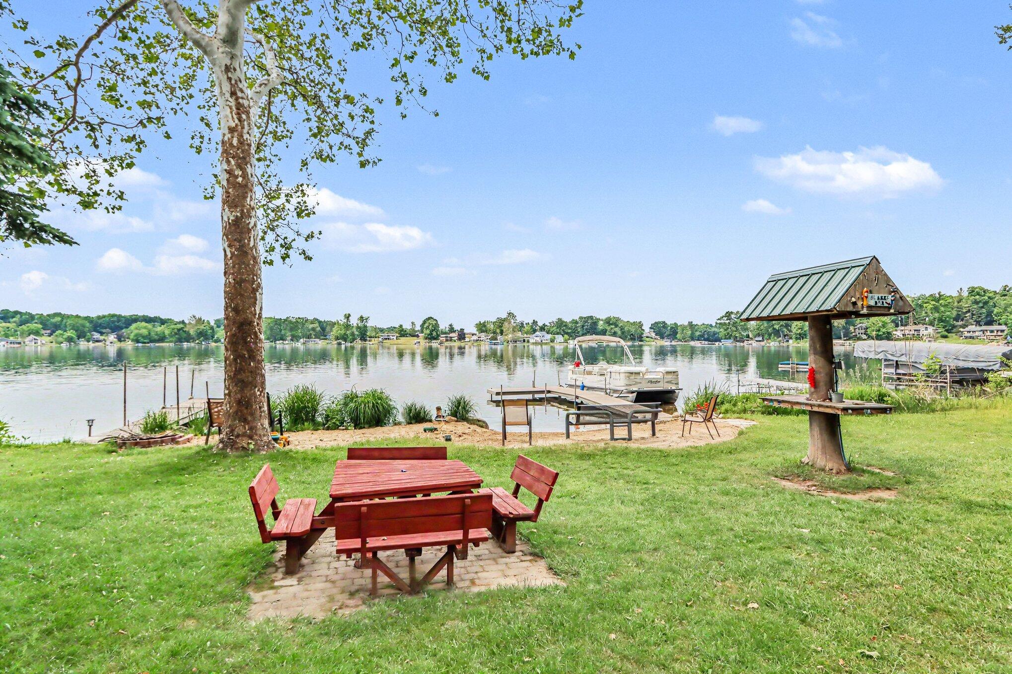 2535 Miner Lake Drive Allegan MI 49010