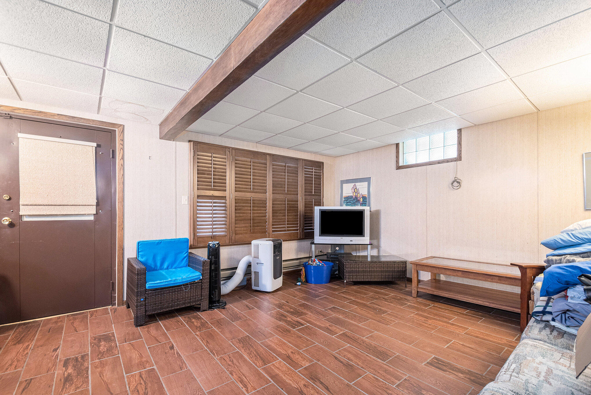 24998 Lakeshore Drive Dowagiac MI 49047