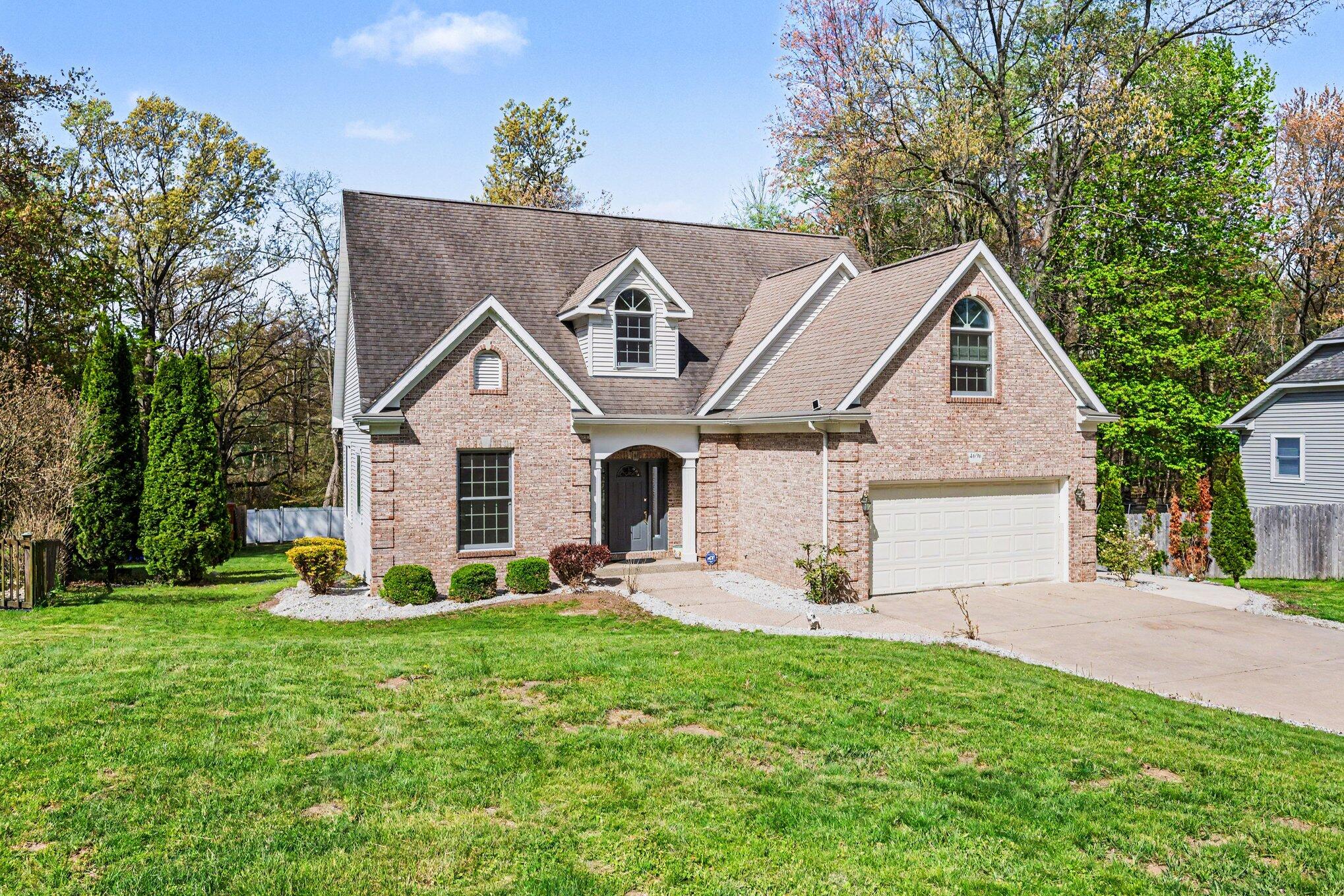4696 Forest Creek Drive Kalamazoo MI 49009