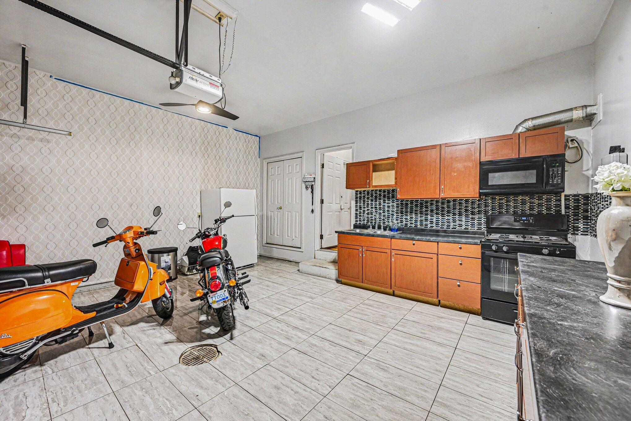4696 Forest Creek Drive Kalamazoo MI 49009