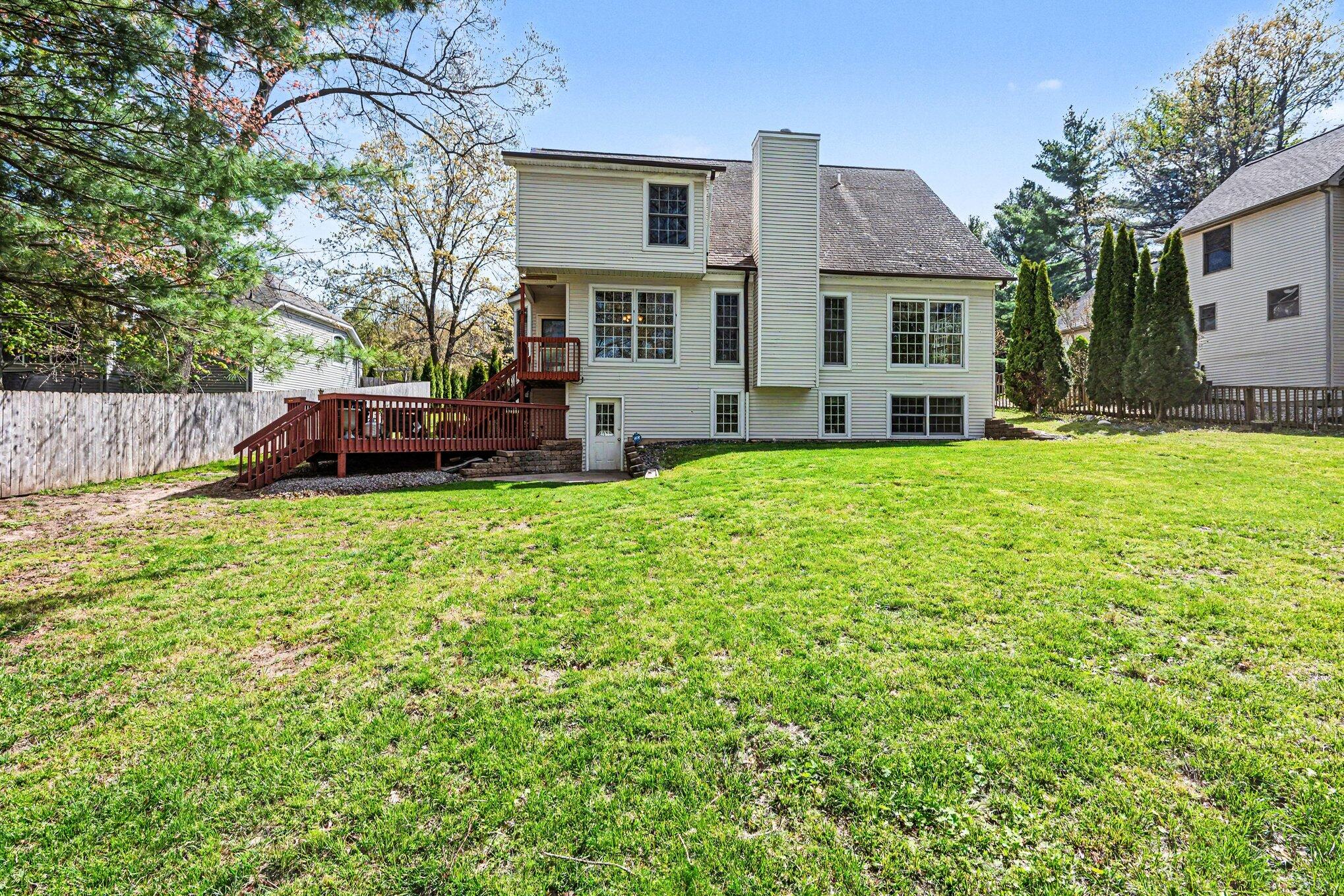 4696 Forest Creek Drive Kalamazoo MI 49009
