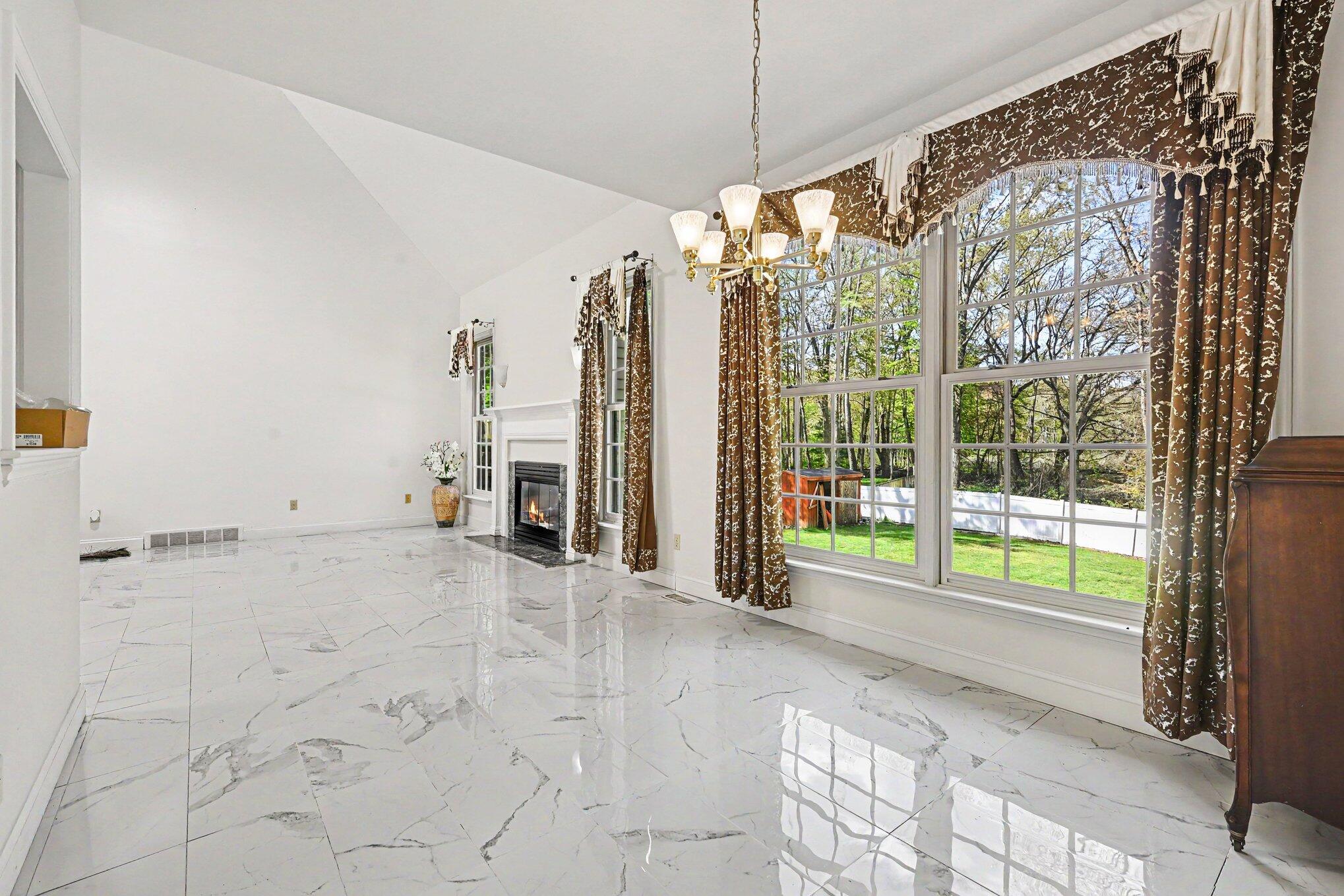 4696 Forest Creek Drive Kalamazoo MI 49009