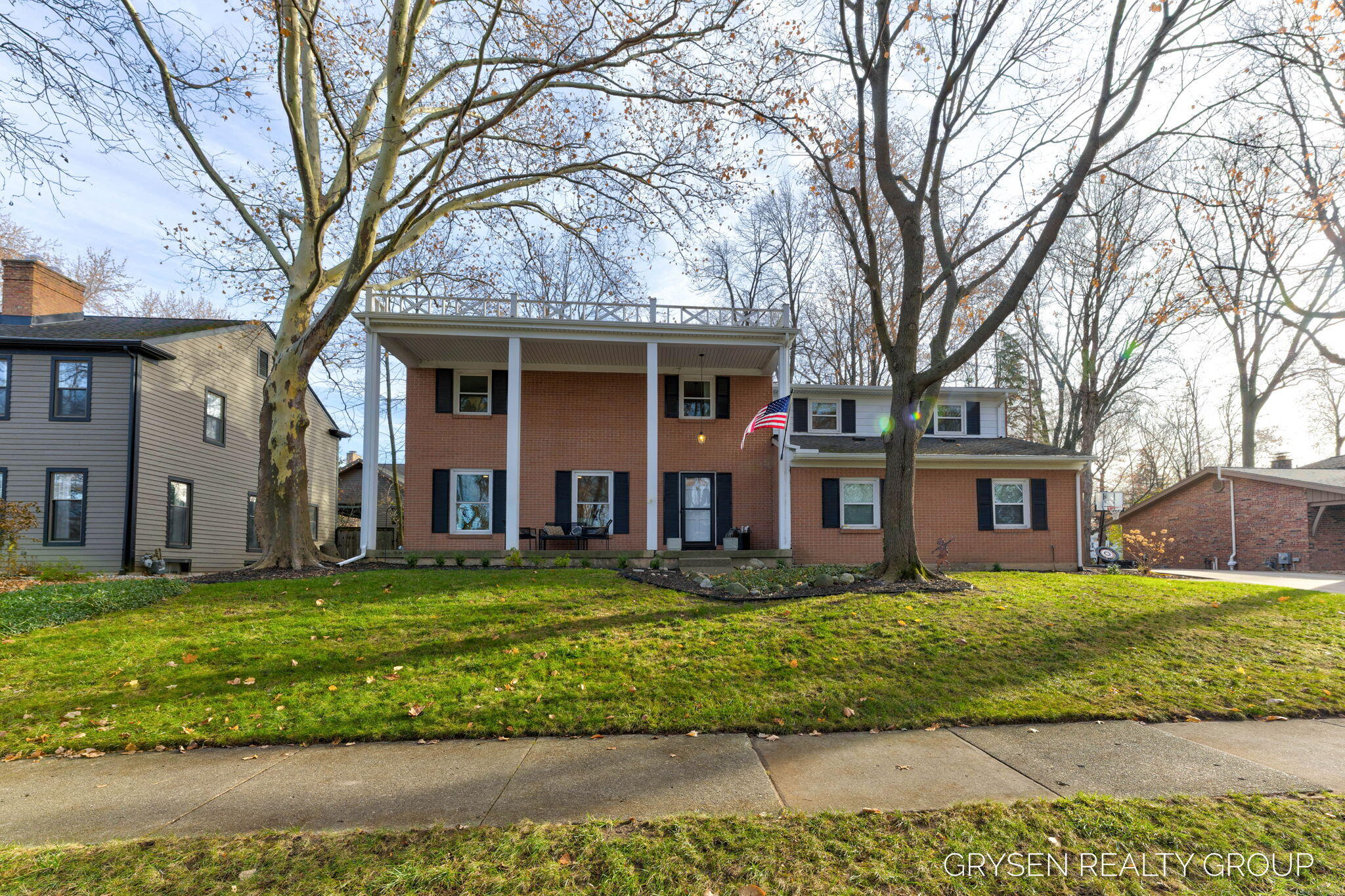 2735 Barfield Drive SE Grand Rapids MI 49546