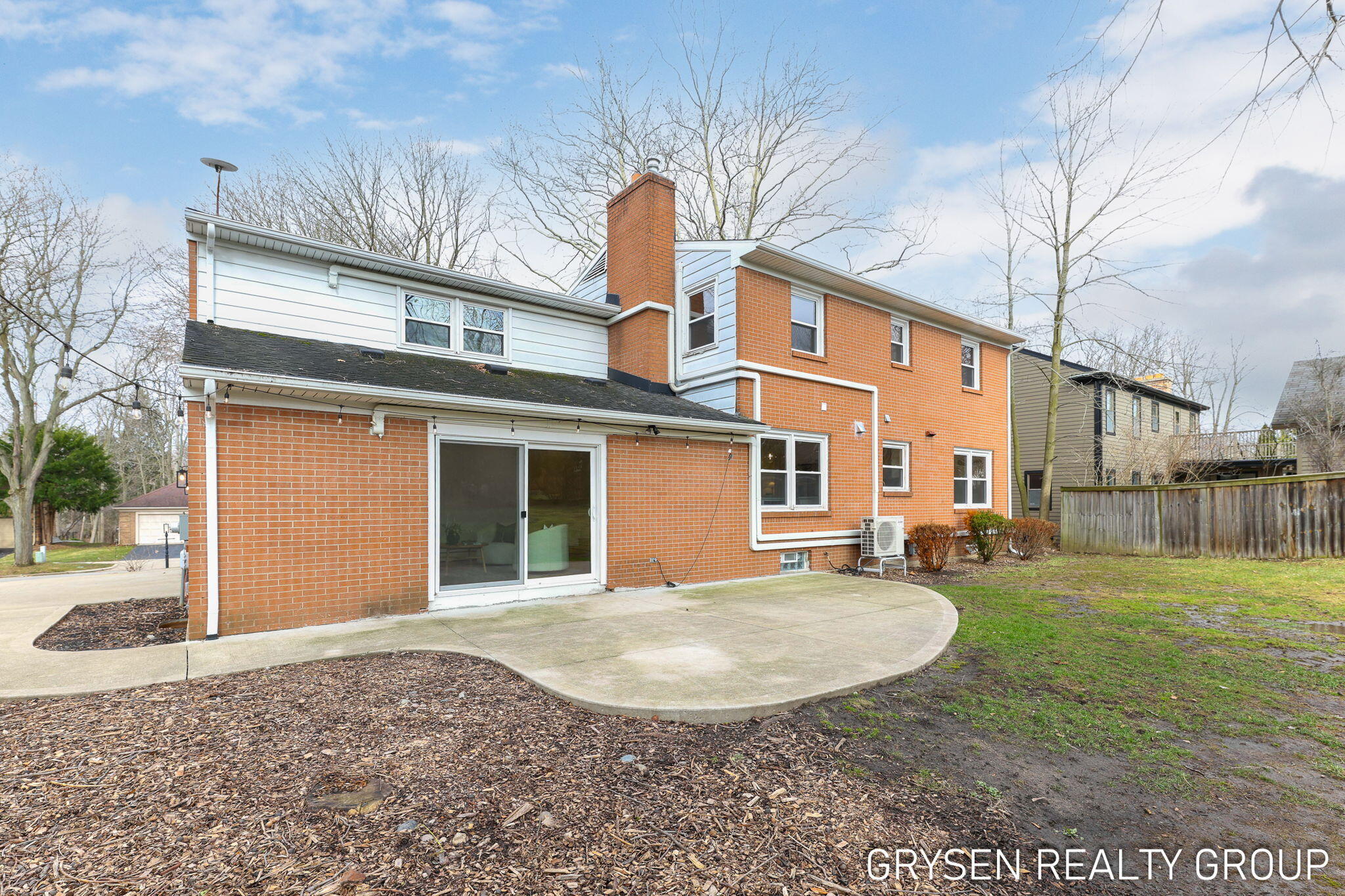 2735 Barfield Drive SE Grand Rapids MI 49546