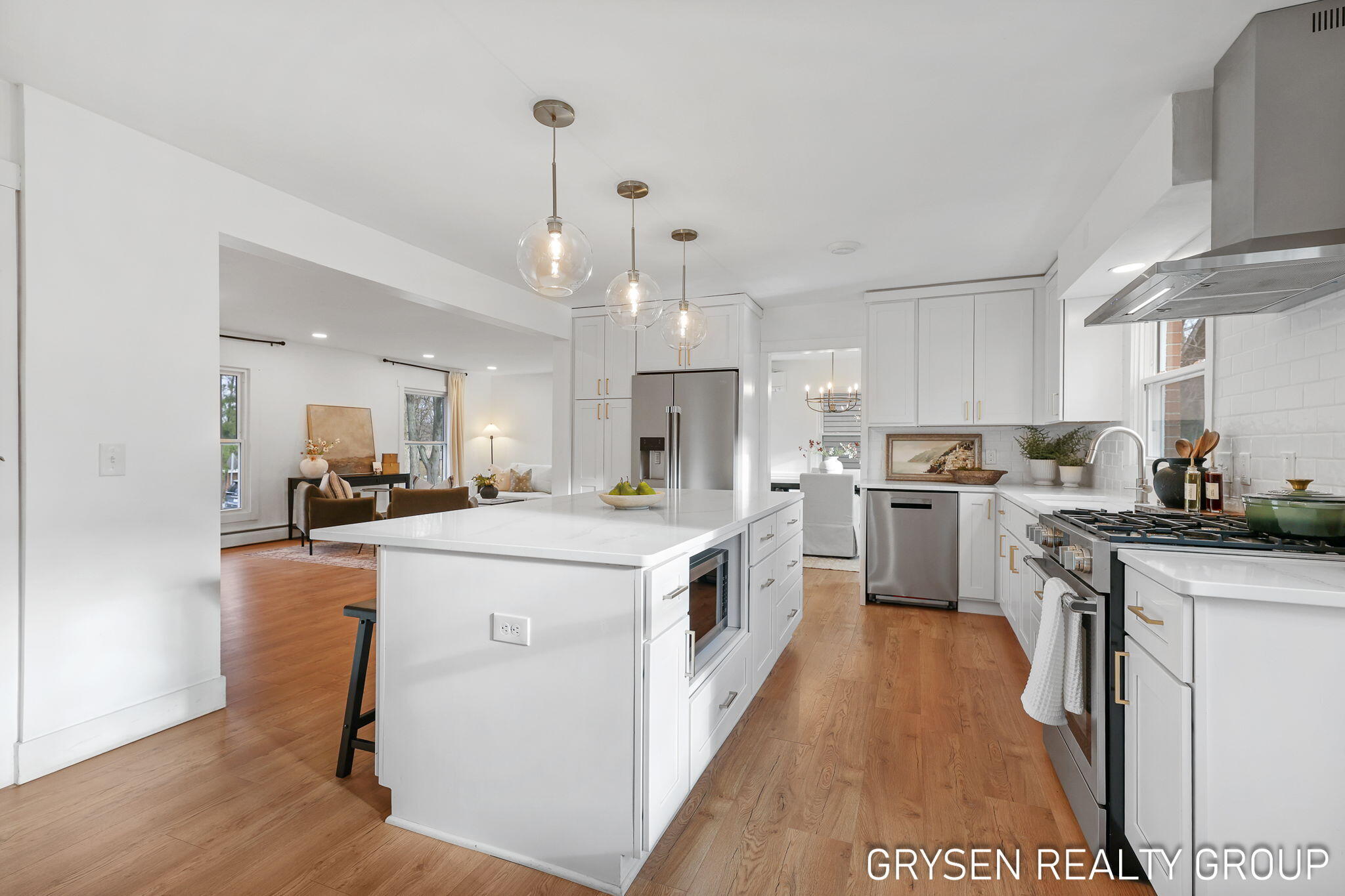 2735 Barfield Drive SE Grand Rapids MI 49546