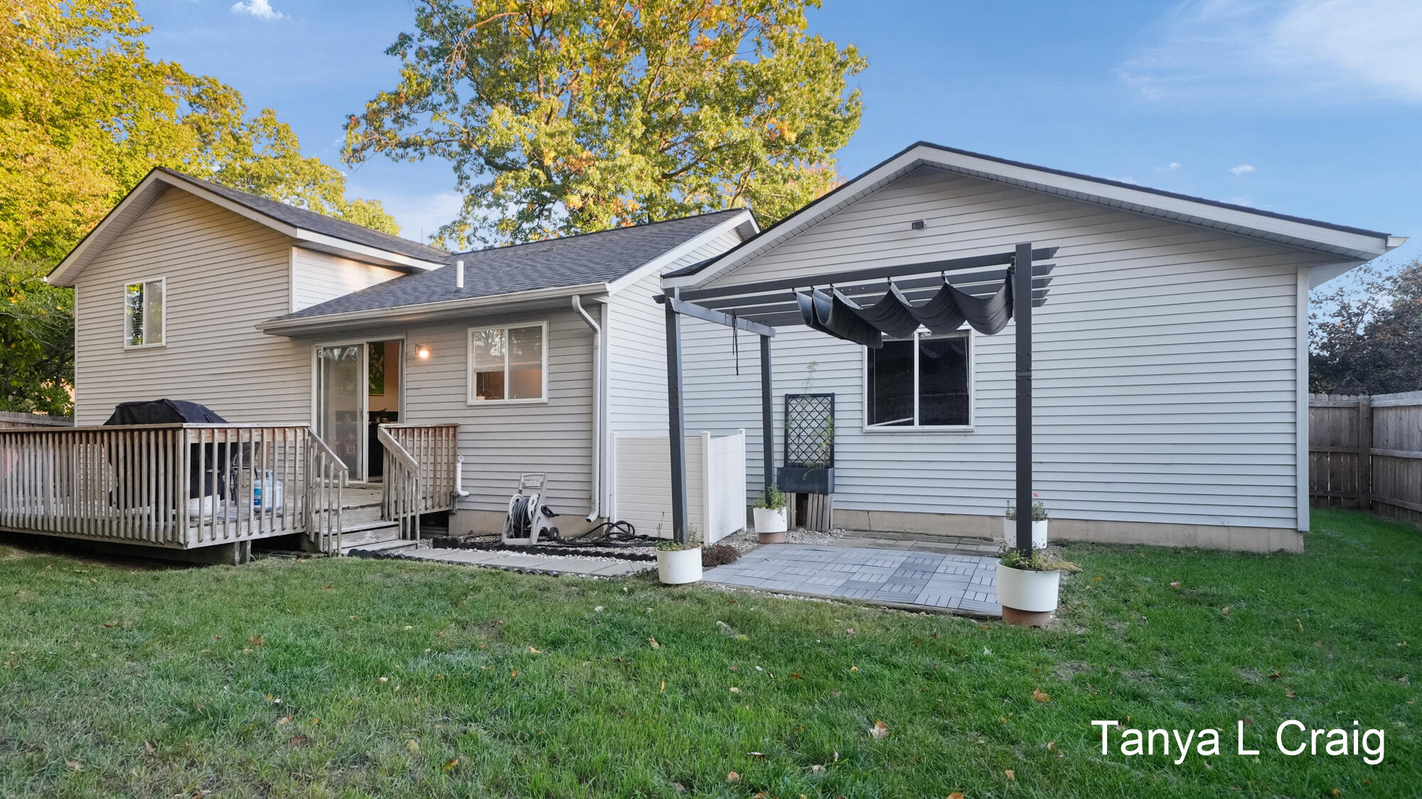 2595 Walker Woods Court NW Grand Rapids MI 49544