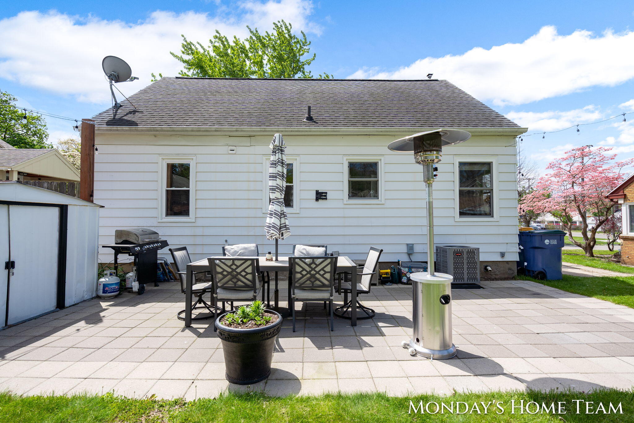 813 Everglade Drive SE Grand Rapids MI 49507