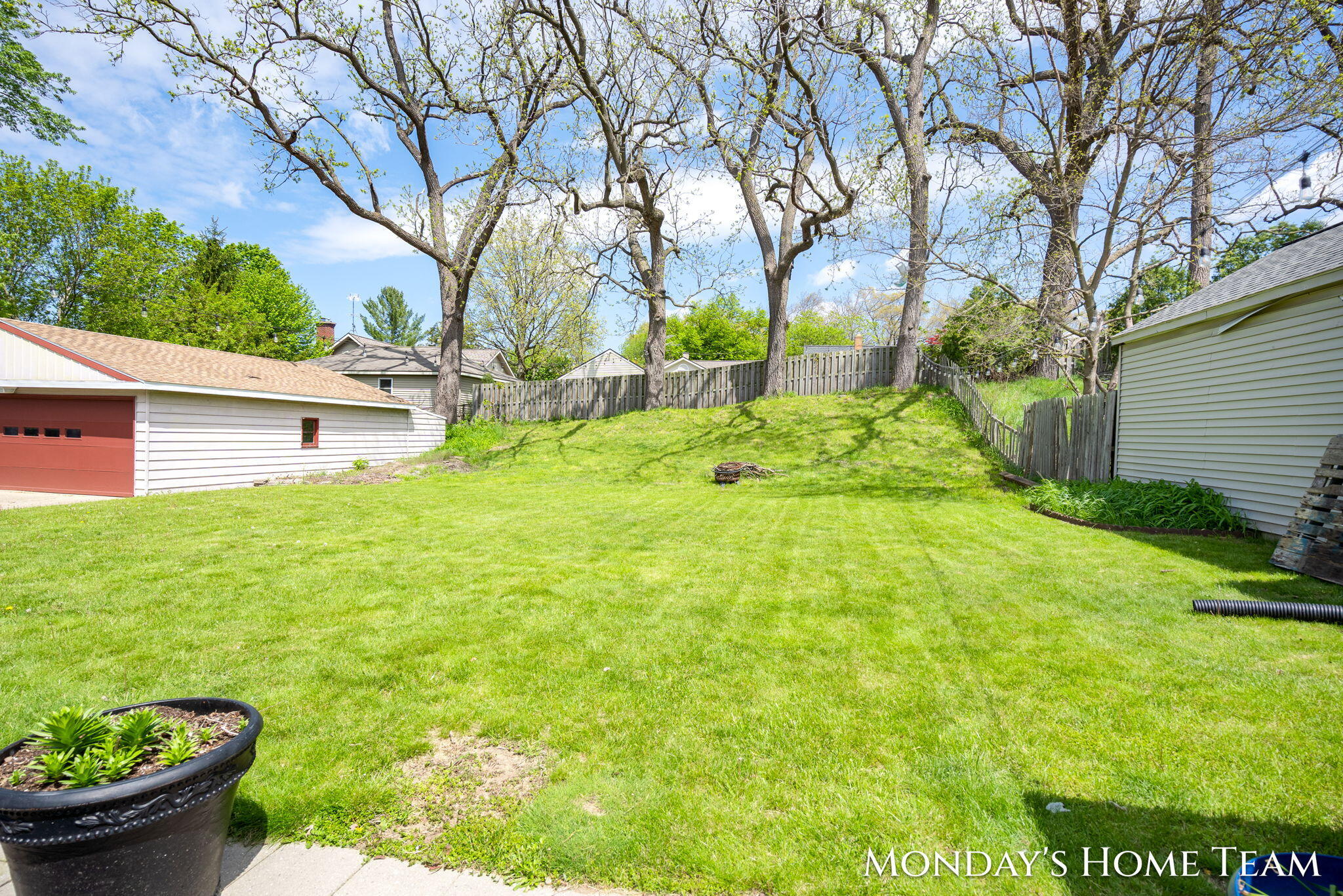 813 Everglade Drive SE Grand Rapids MI 49507