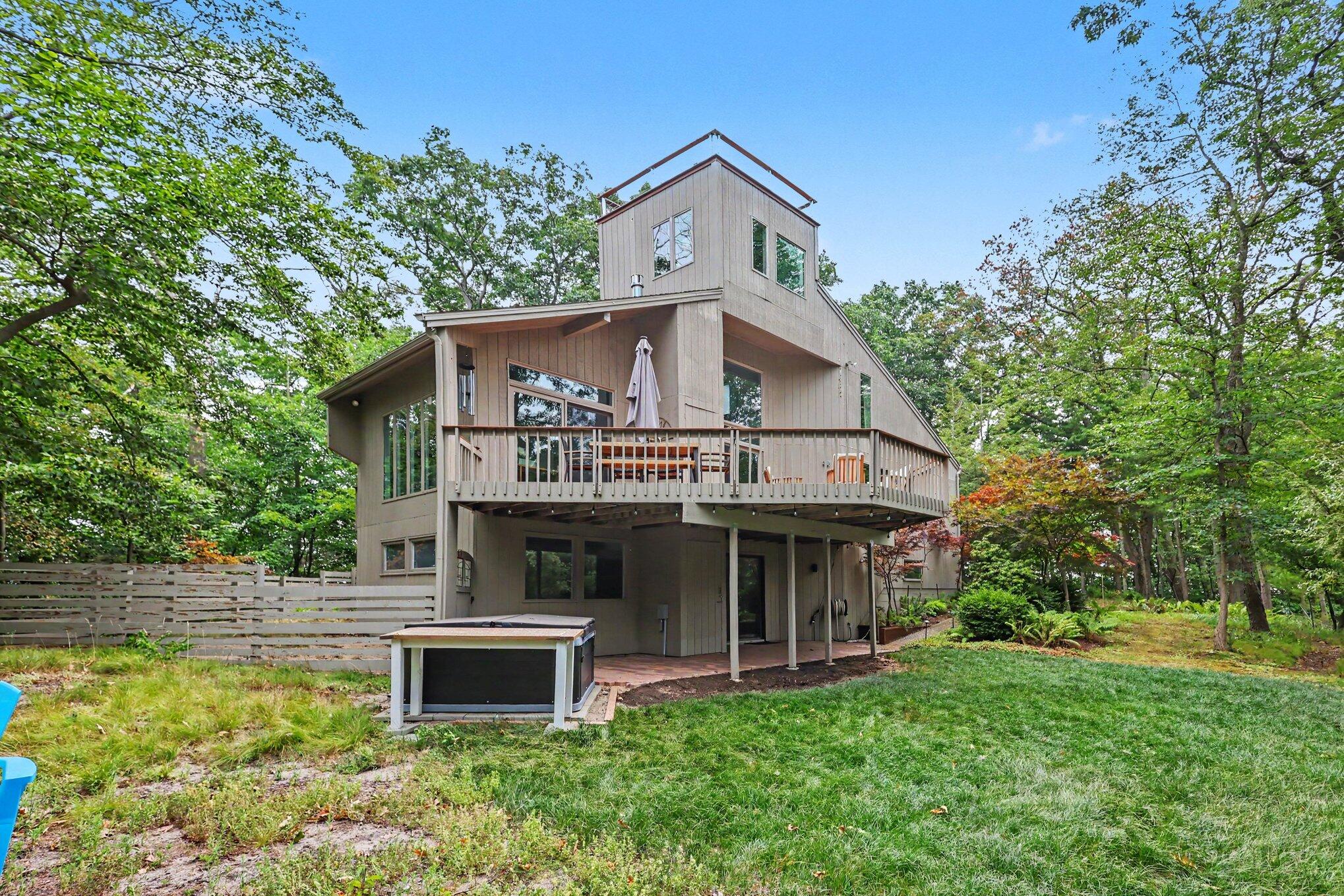 17950 Holcomb Road Grand Haven MI 49417