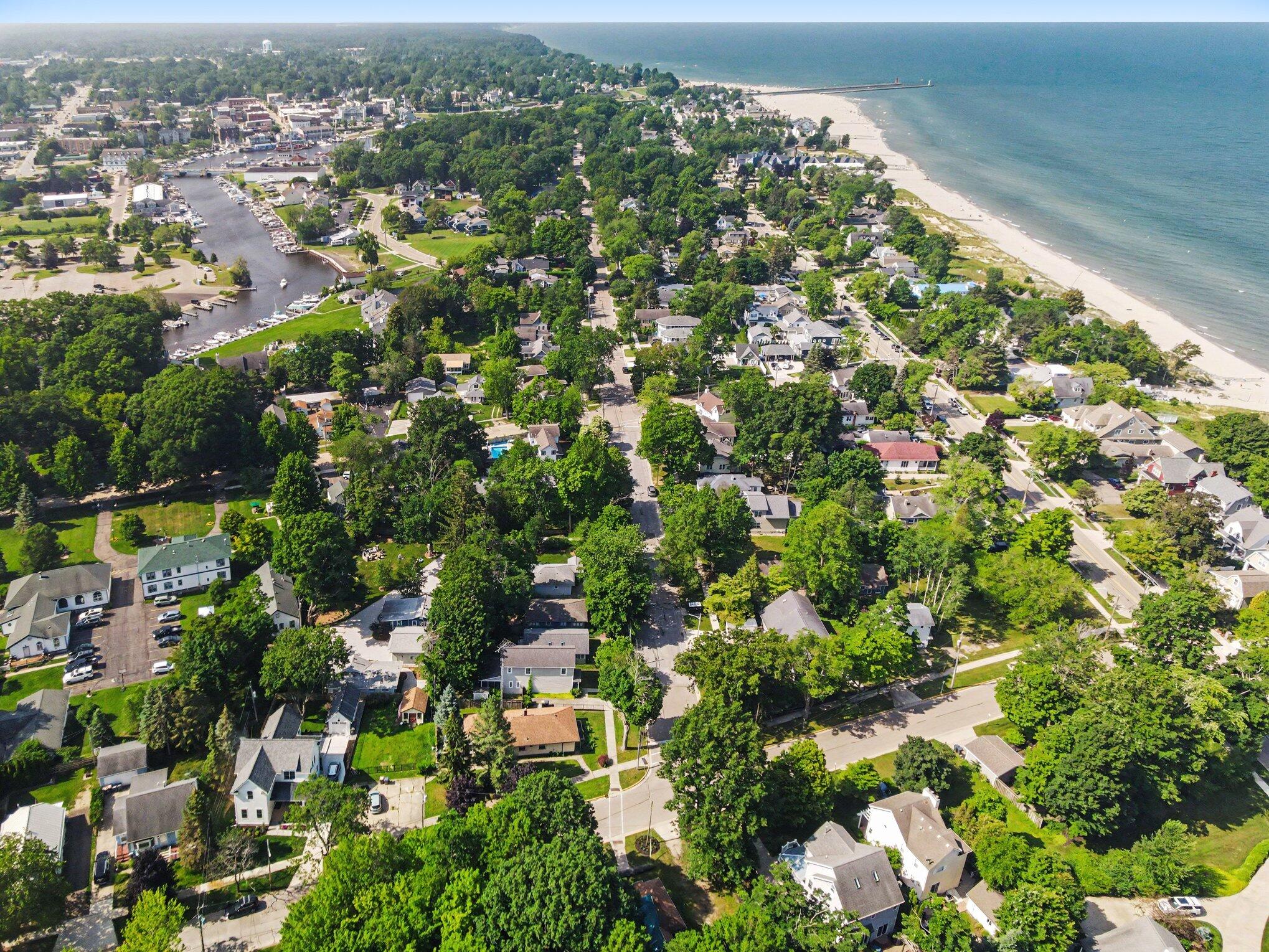 440 Park Avenue South Haven MI 49090