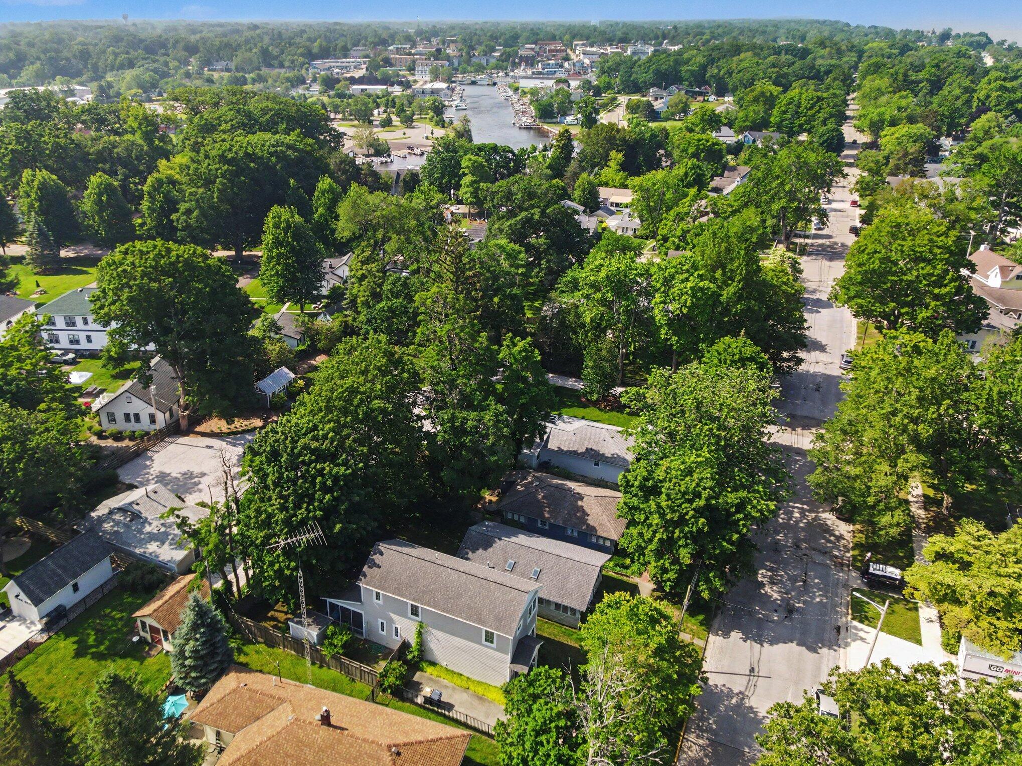440 Park Avenue South Haven MI 49090