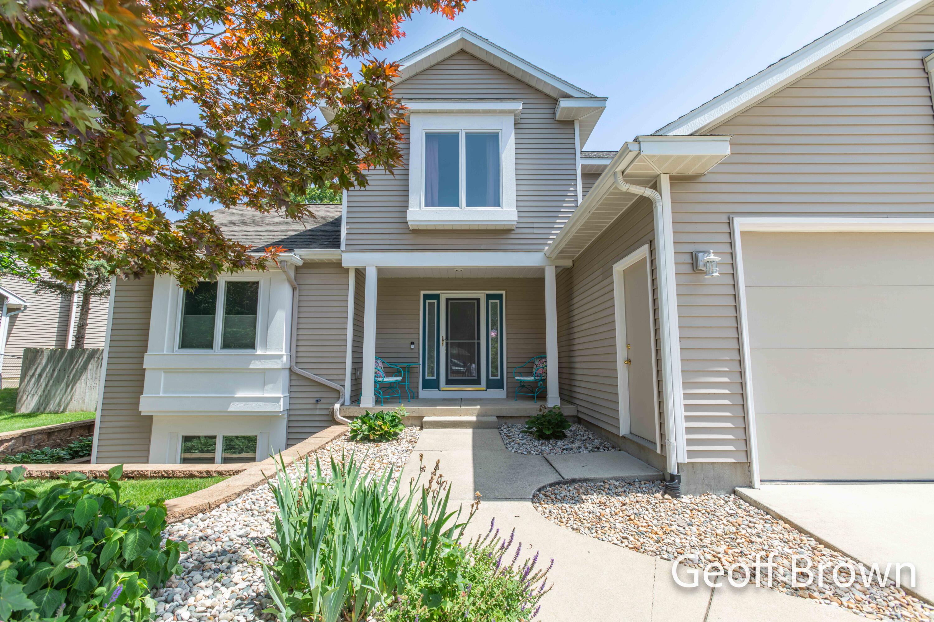 1019 Woodspointe Drive SW Byron Center MI 49315