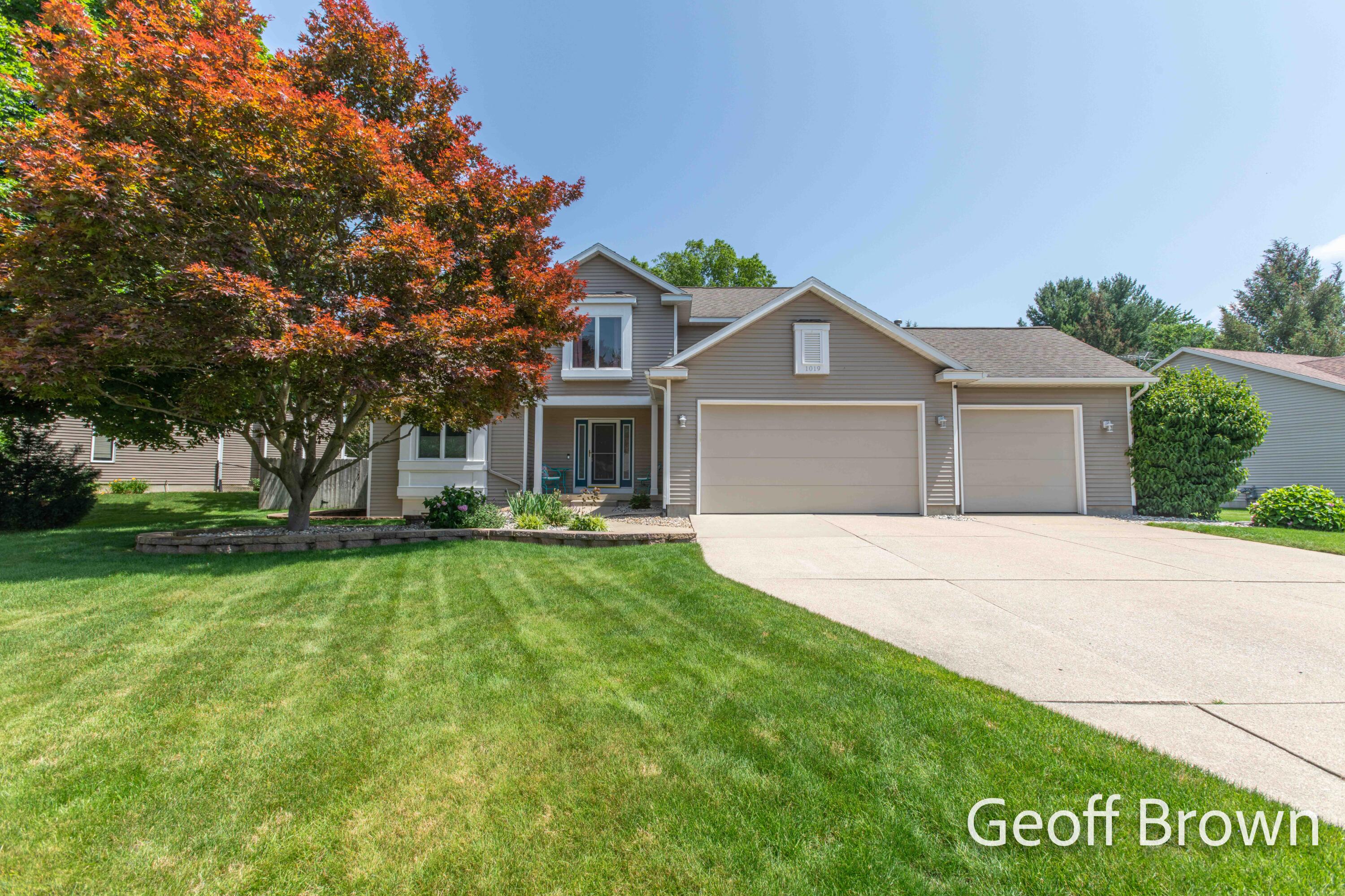 1019 Woodspointe Drive SW Byron Center MI 49315