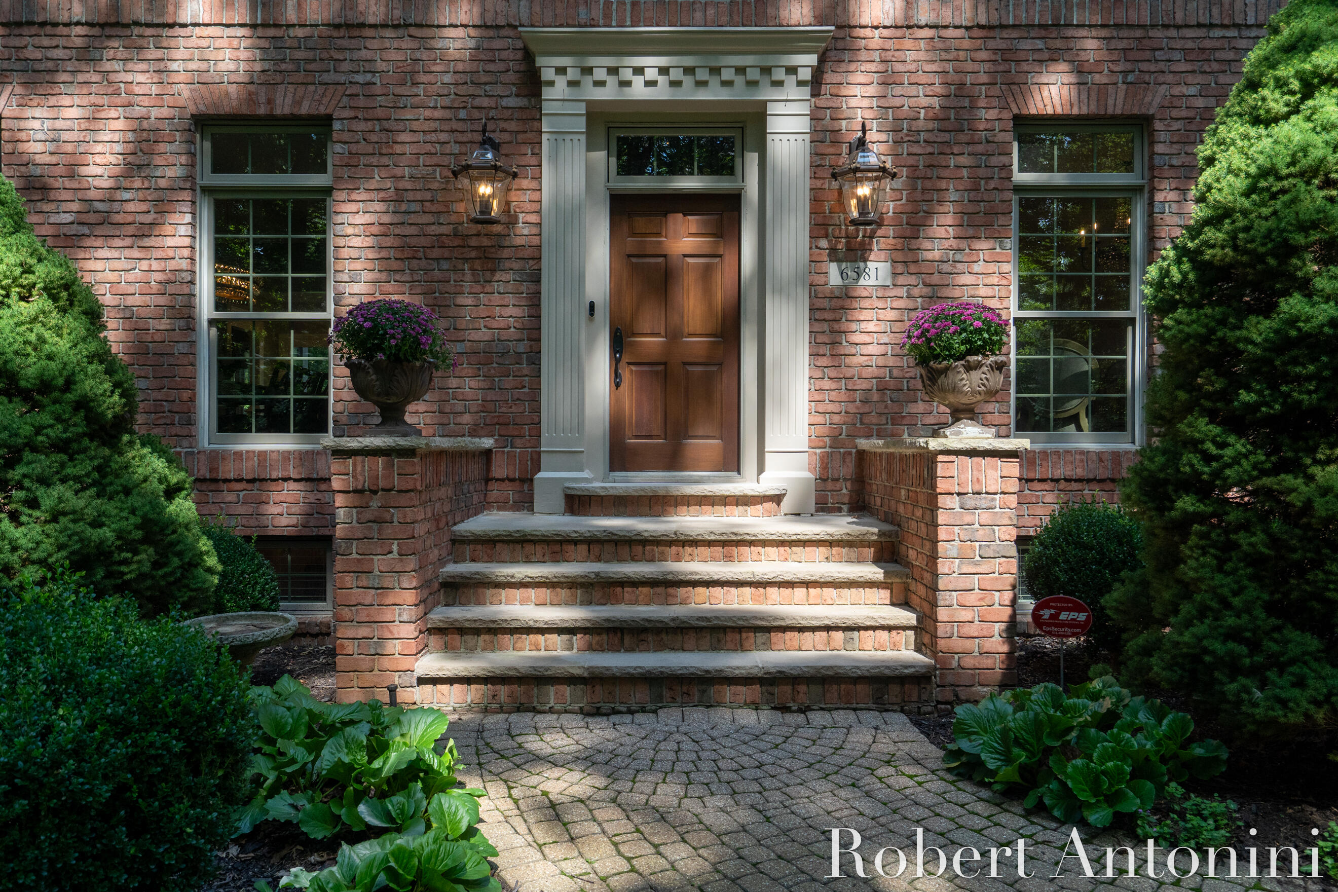 6581 Donnegal Court SE Grand Rapids MI 49546