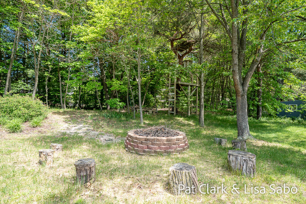 3296 Rambling Brook Road Muskegon MI 49444