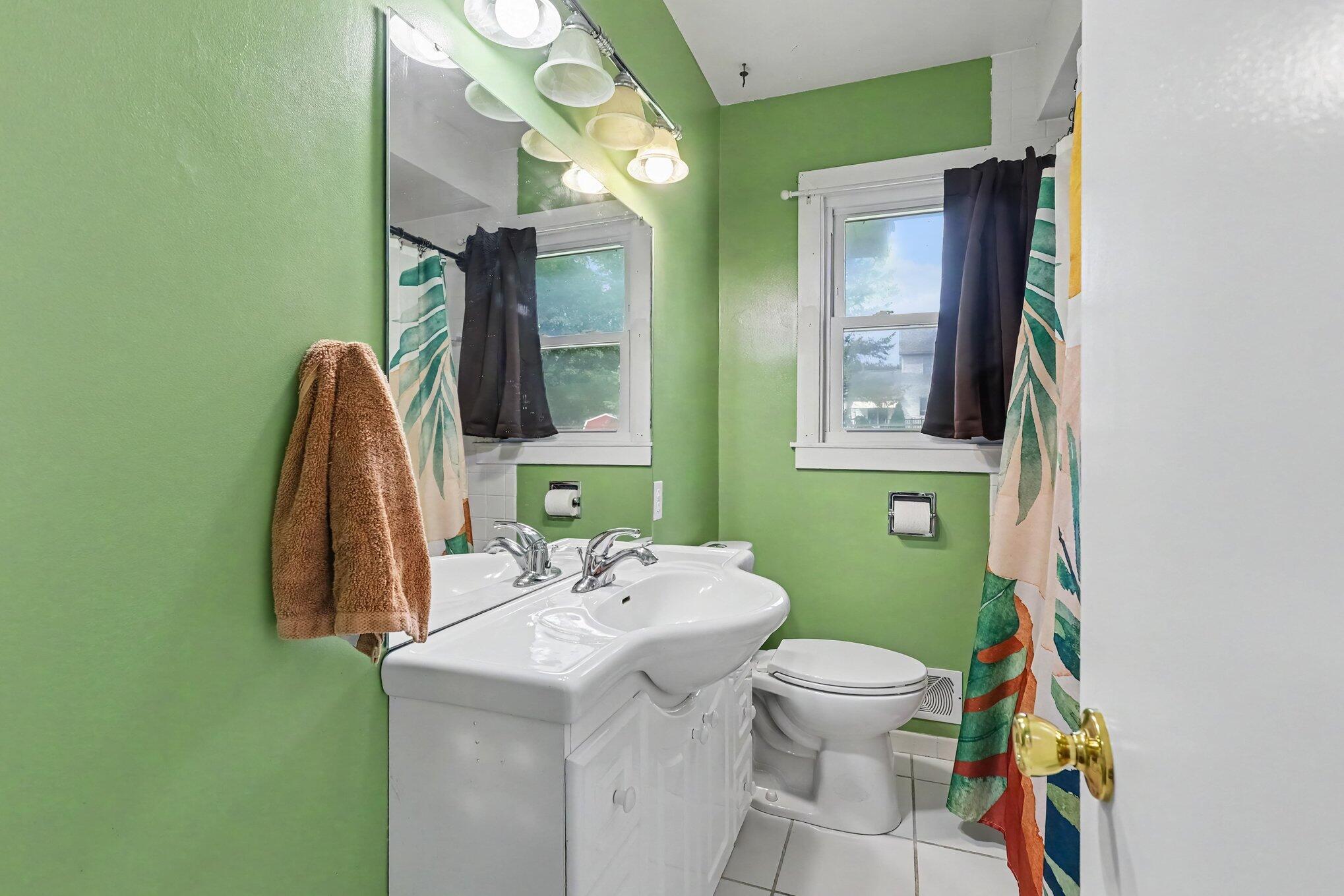 2429 Linda Avenue SE Grand Rapids MI 49546