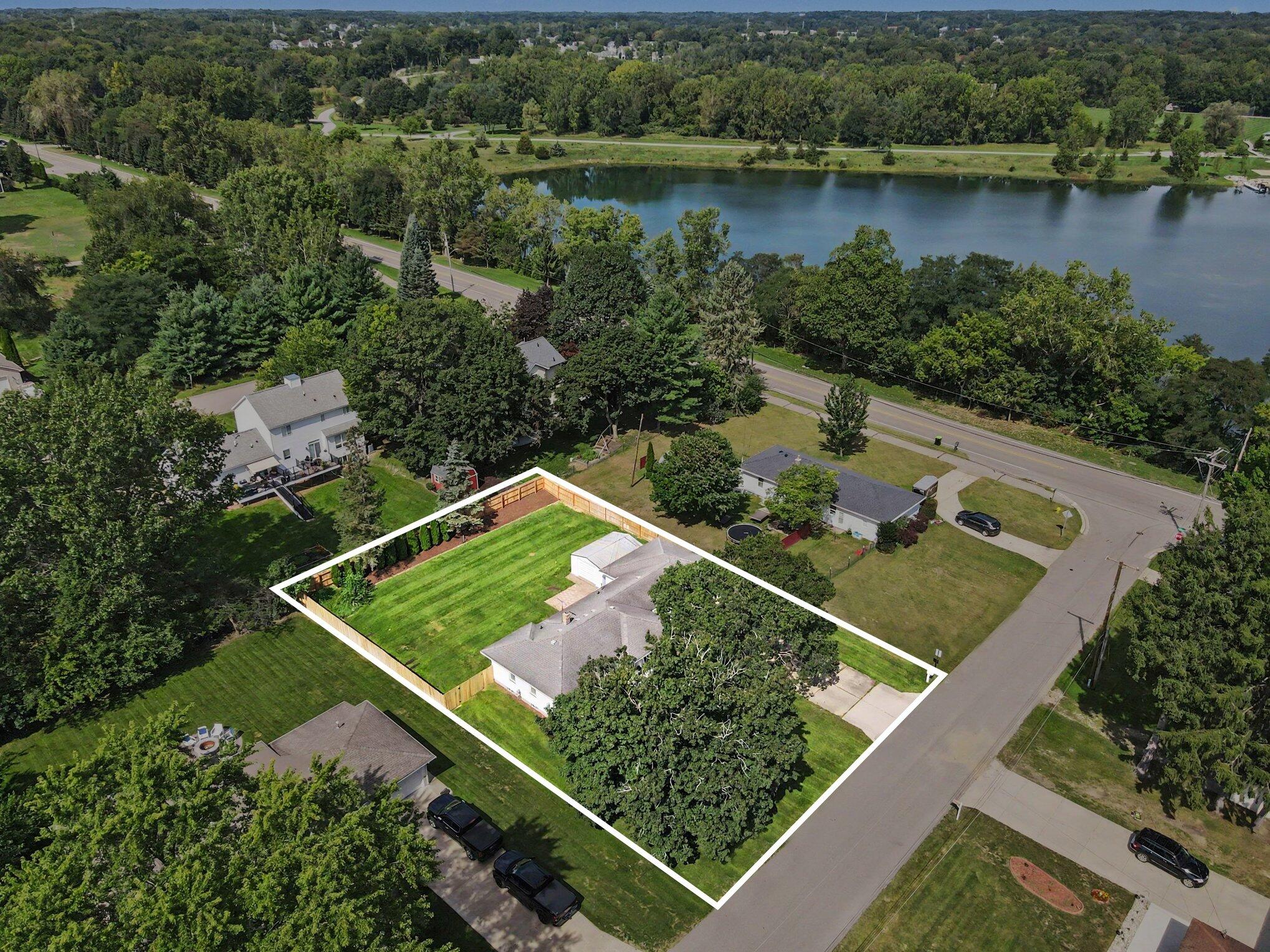 2429 Linda Avenue SE Grand Rapids MI 49546