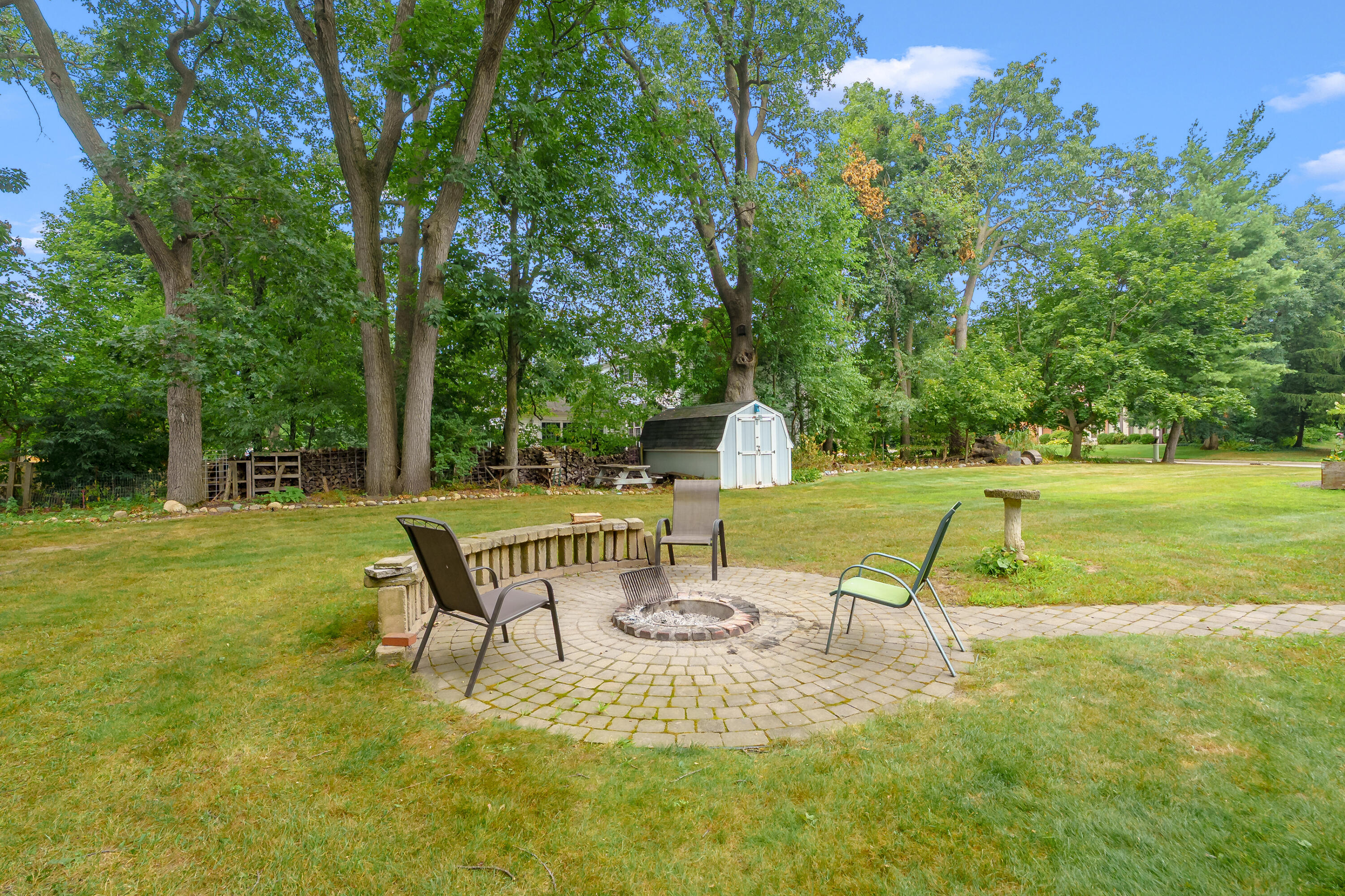7534 Farmington Avenue Kalamazoo MI 49009