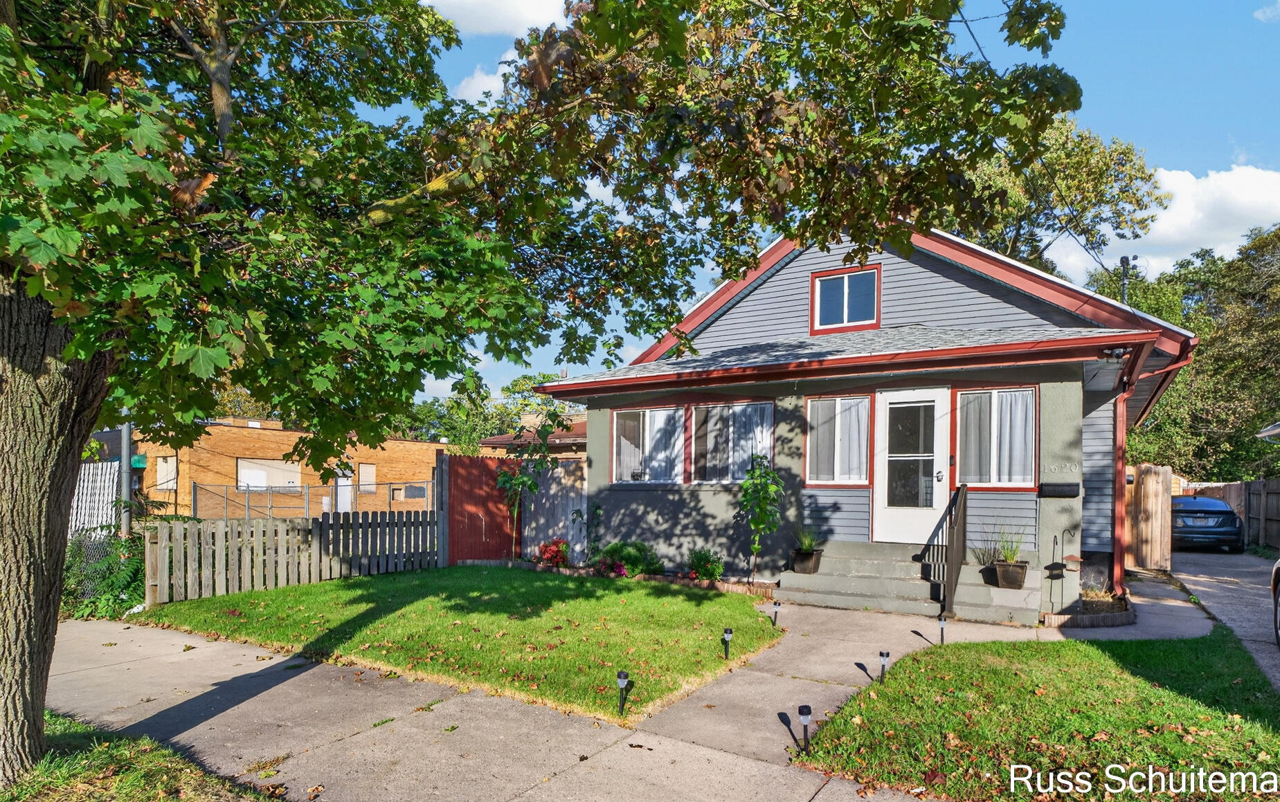 1620 Jefferson Avenue SE Grand Rapids MI 49507