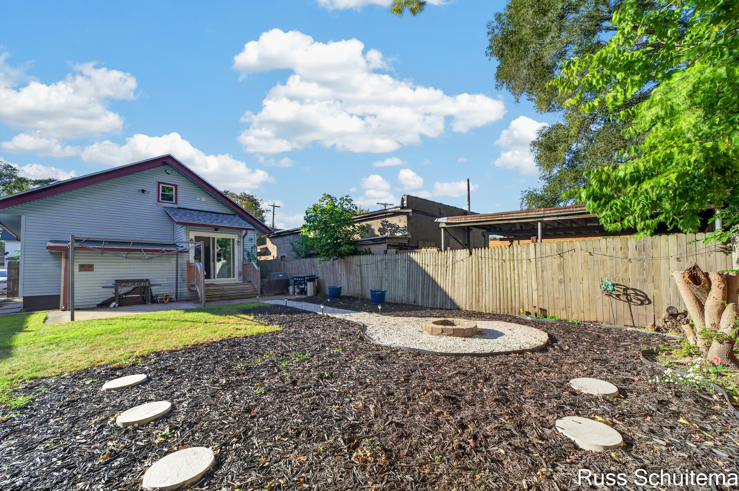 1620 Jefferson Avenue SE Grand Rapids MI 49507