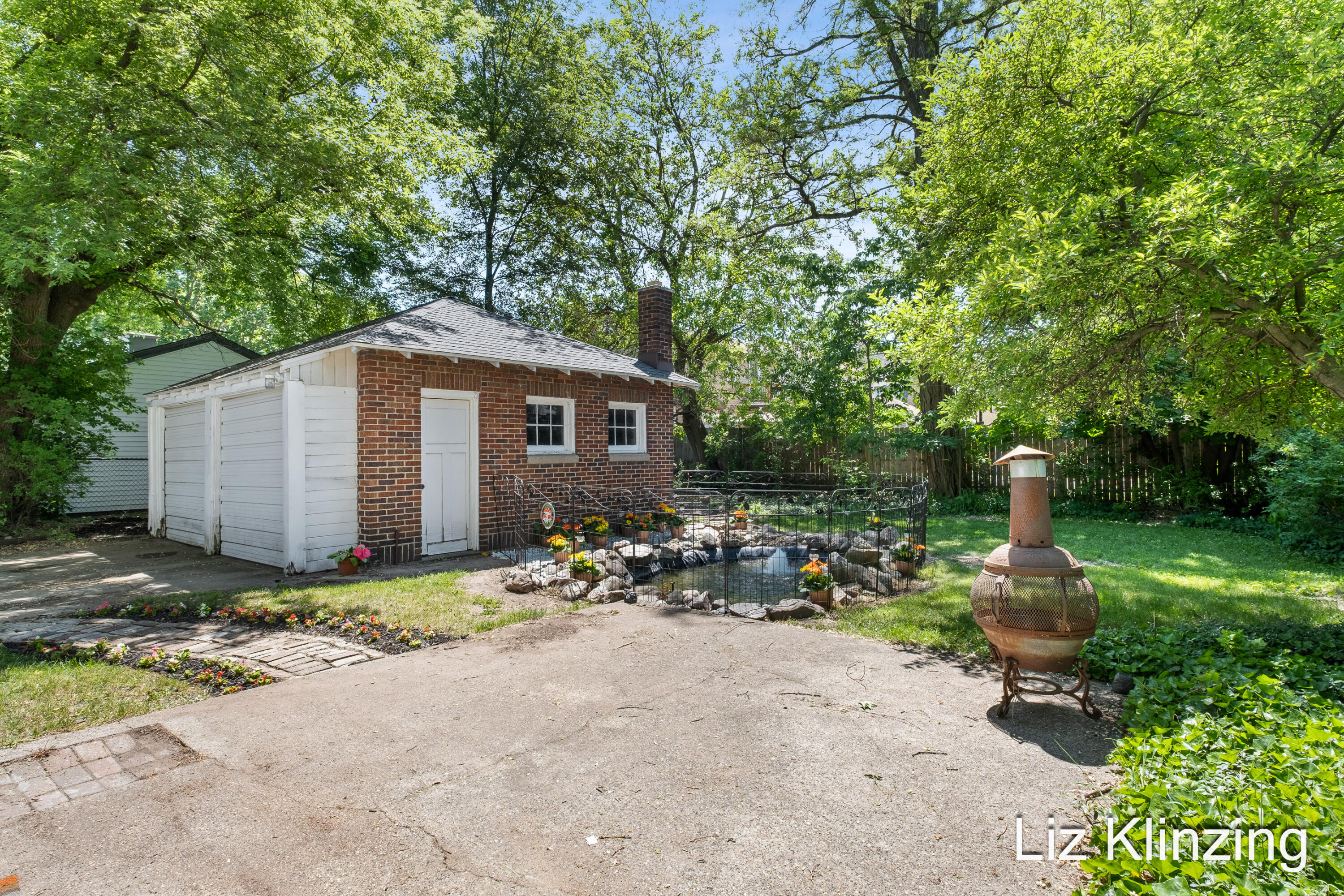 450 Burton Street SE Grand Rapids MI 49507