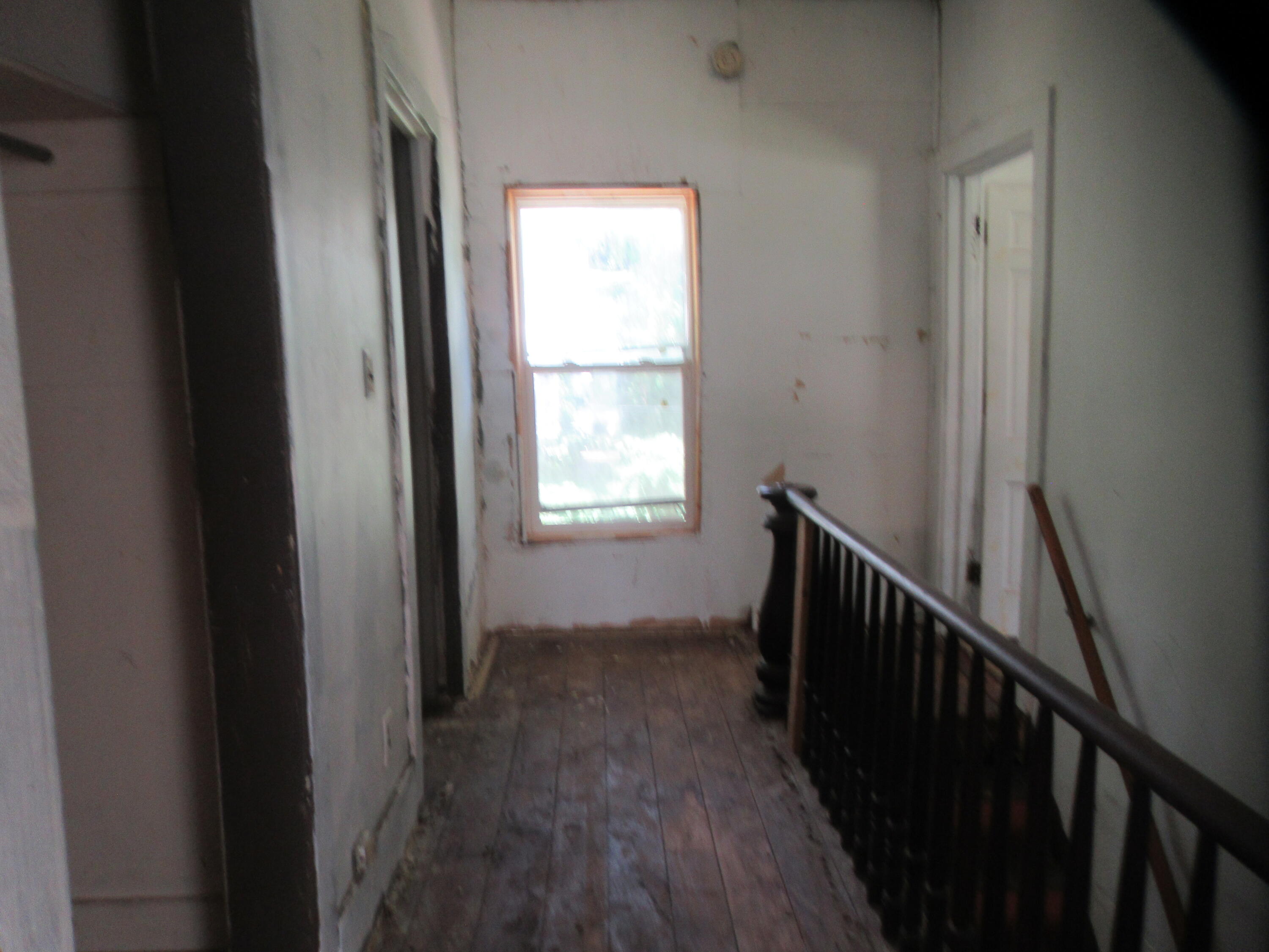 437 N Broadway Street Cassopolis MI 49031