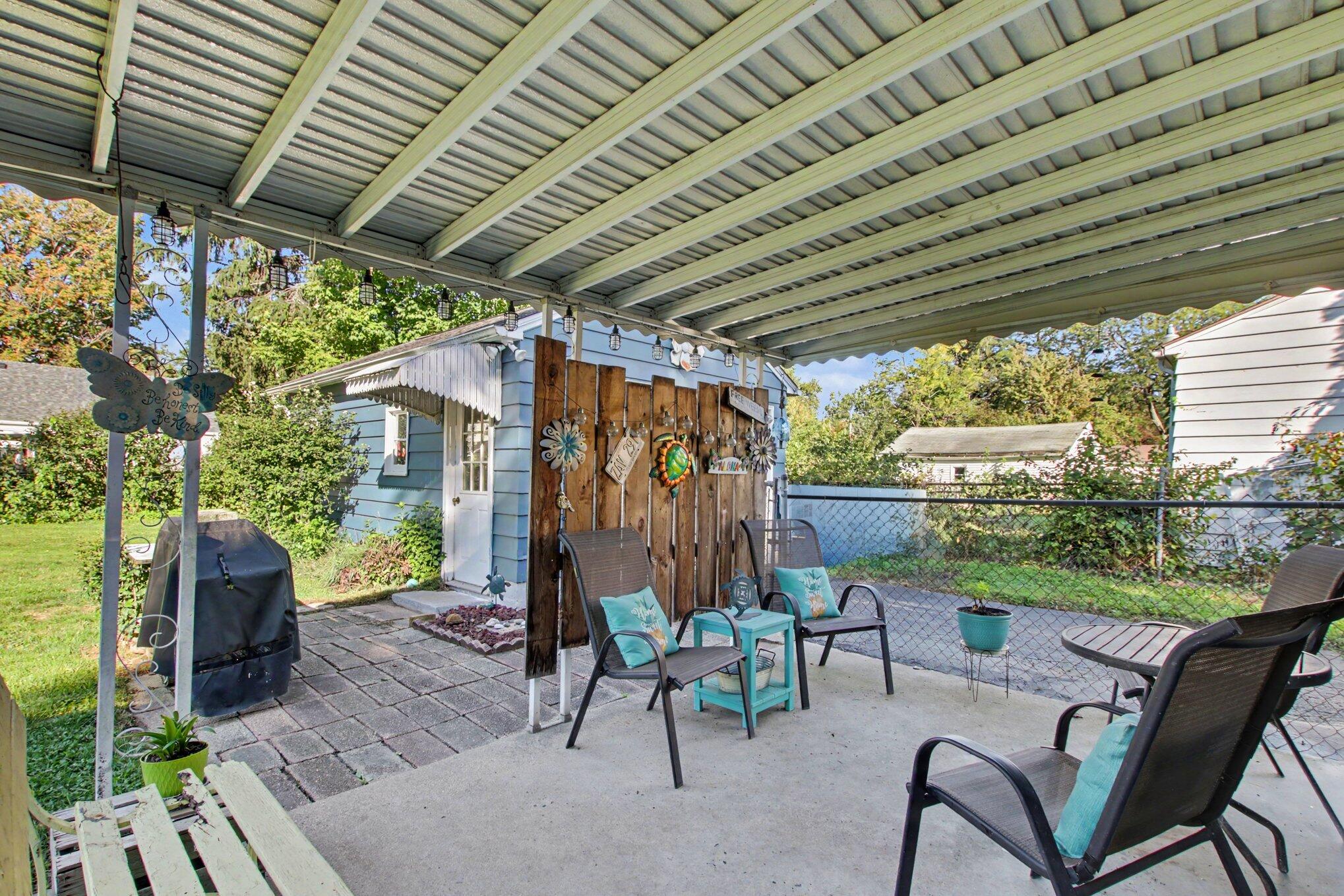 1031 Chrysler Street Kalamazoo MI 49048