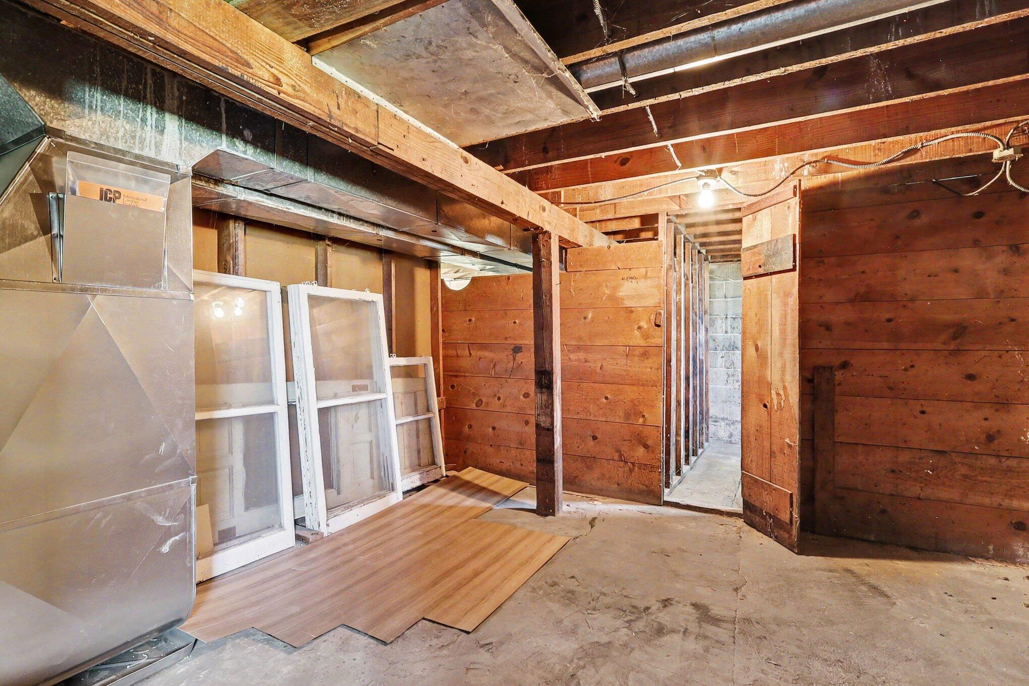 1312 Catherine Avenue Muskegon MI 49442