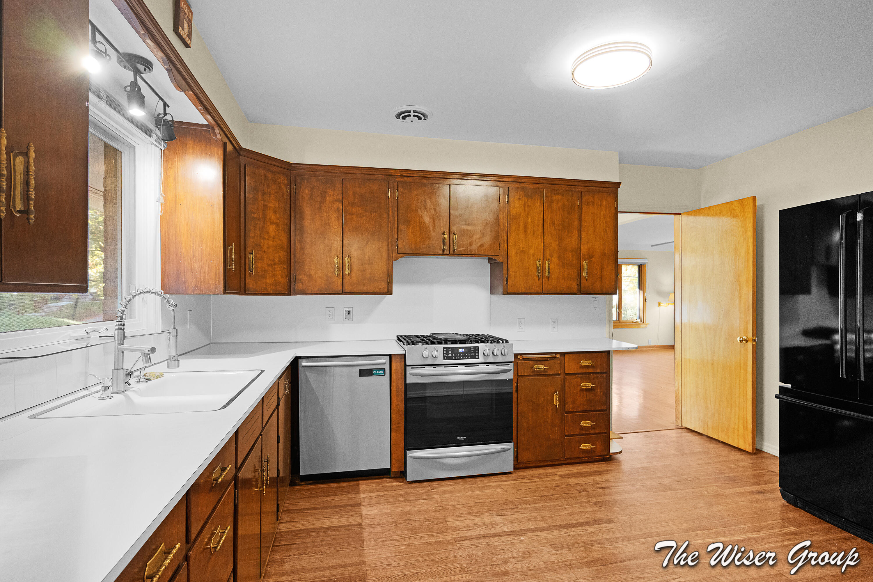 1105 4th Street NW Grand Rapids MI 49504