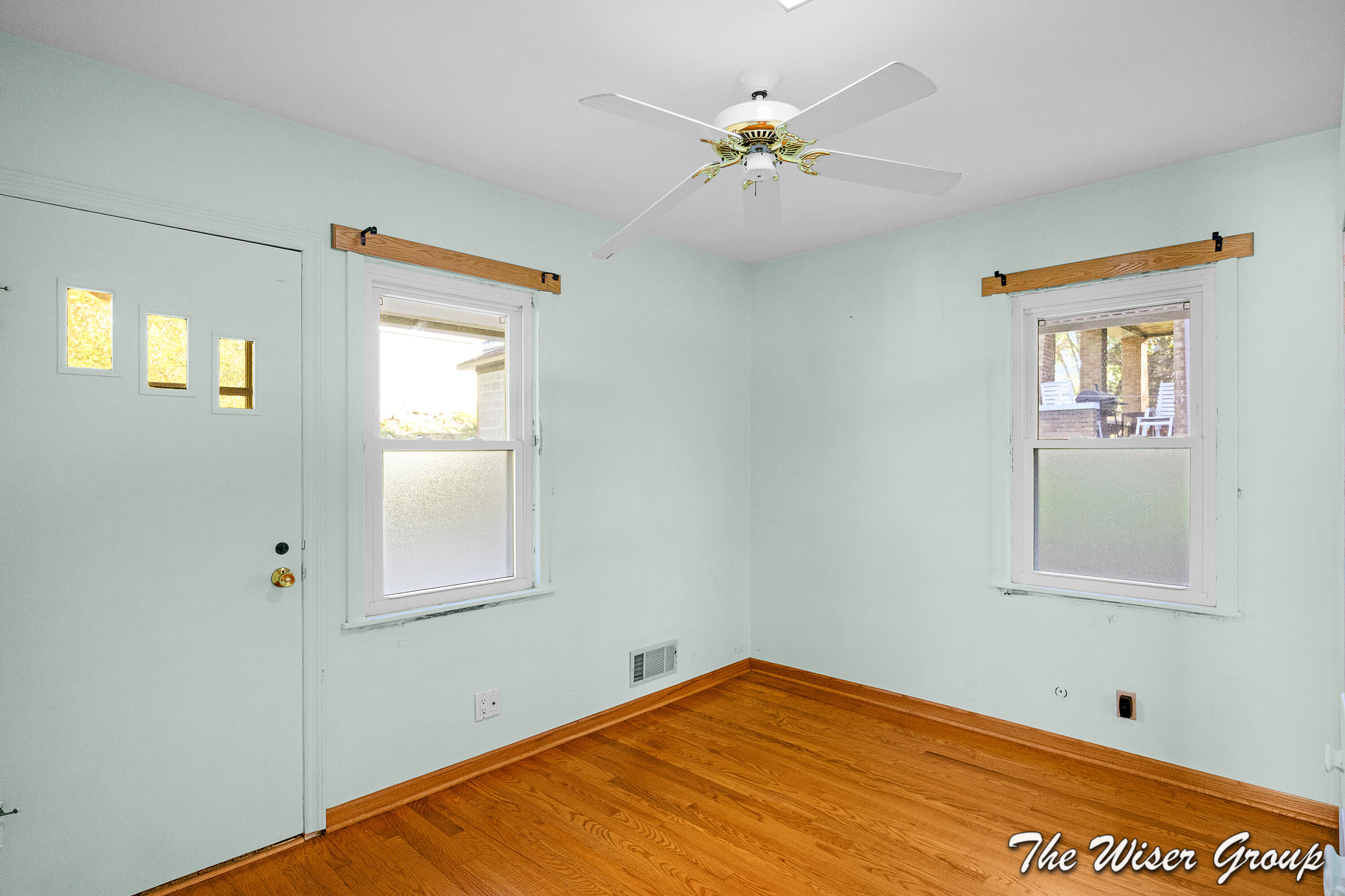 1105 4th Street NW Grand Rapids MI 49504