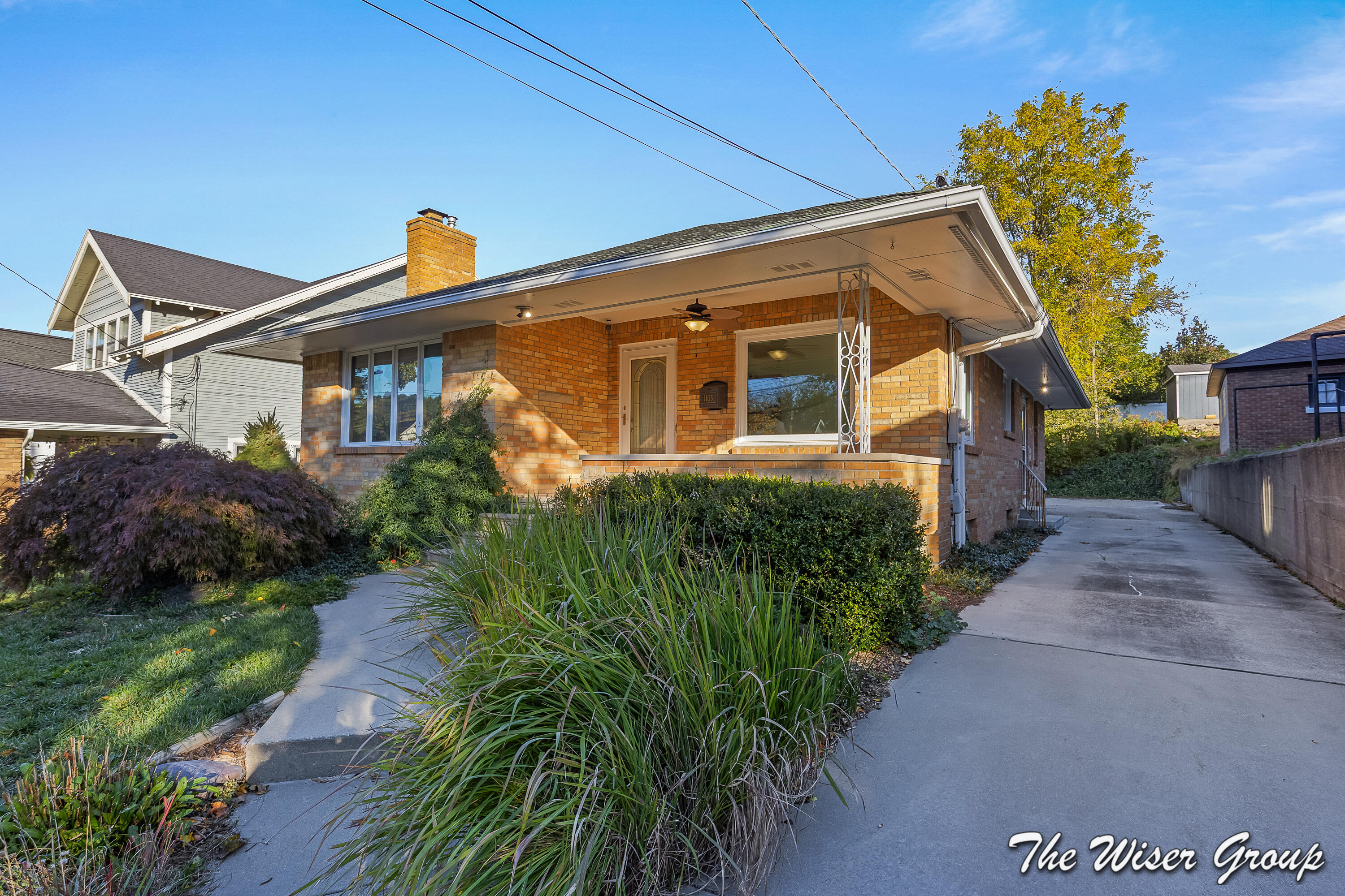 1105 4th Street NW Grand Rapids MI 49504