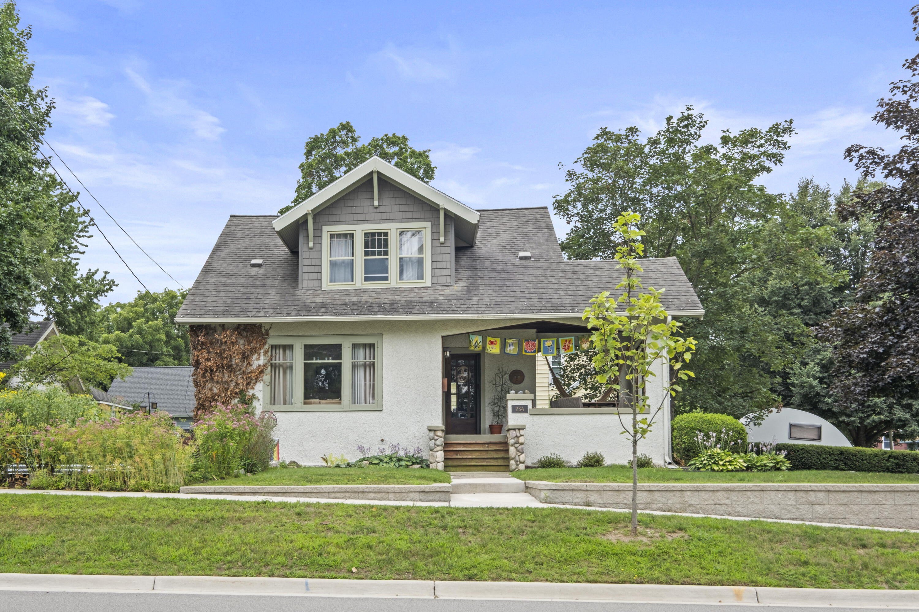 234 Courtland Street NE Rockford MI 49341