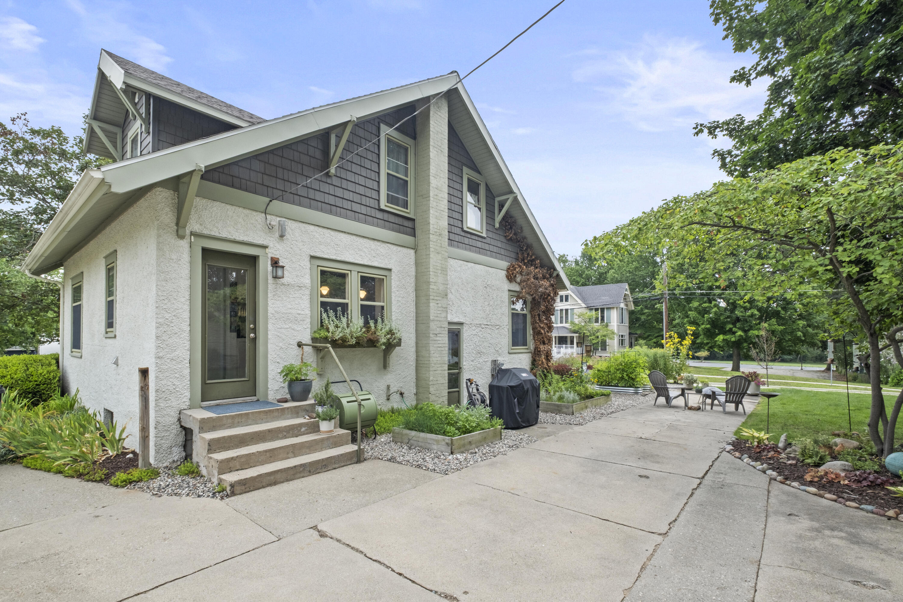 234 Courtland Street NE Rockford MI 49341