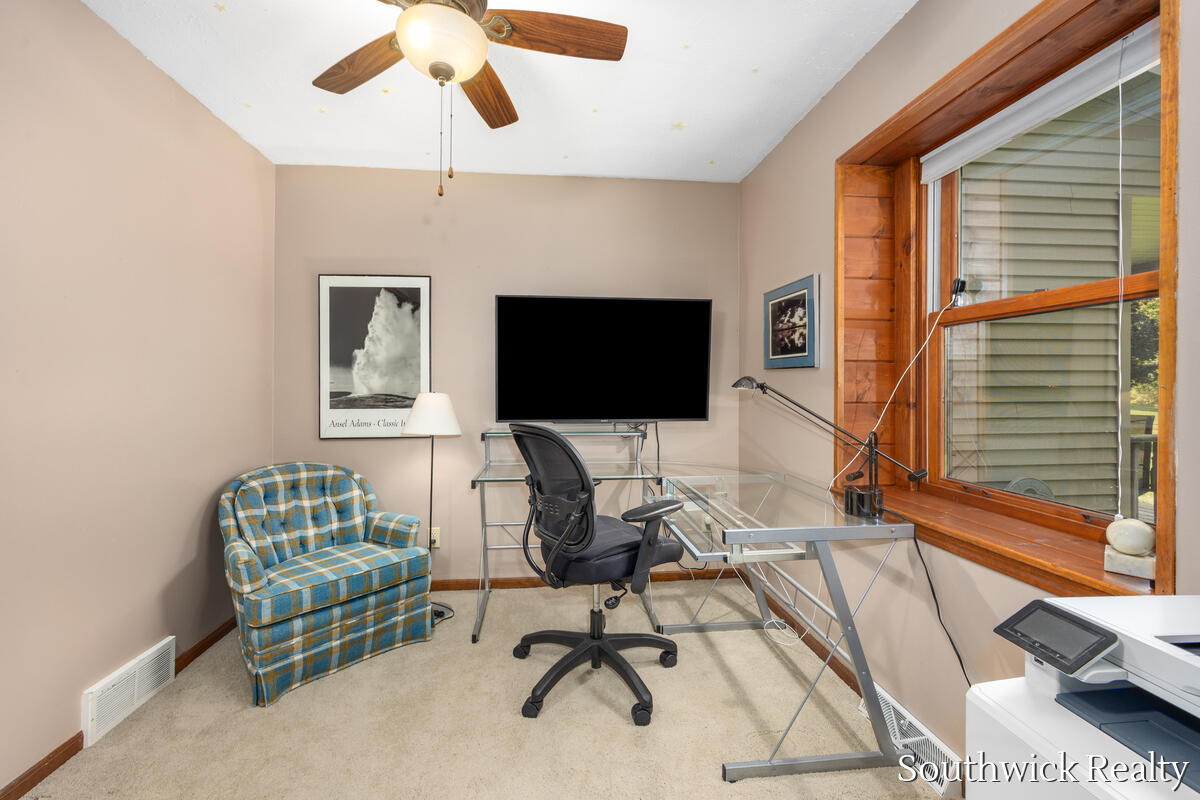 2484 Shadow Lake Court NE Grand Rapids MI 49505