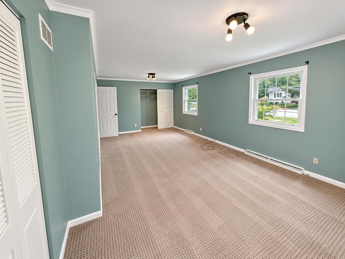 2134 Sycamore Lane Kalamazoo MI 49008
